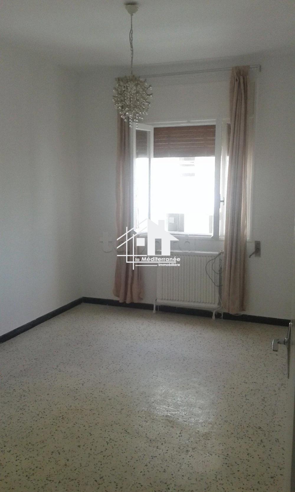 Bab Bhar Bab Bhar Location Maisons Appartement s2  belveder