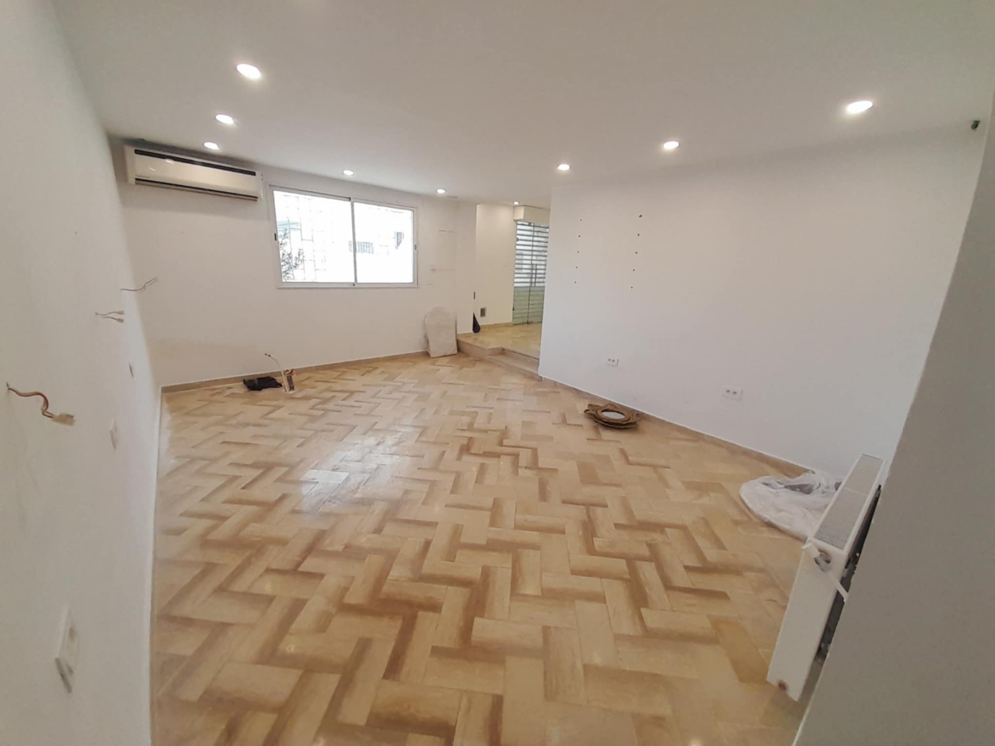 Ariana Ville El Menzah 8 Location Surfaces Local commercial ou administratif