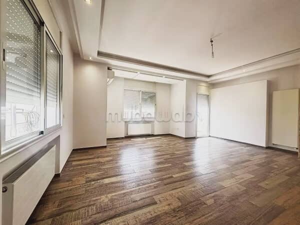 La Soukra Dar Fadhal Location Maisons Duplex s4 indpendant 1etage  la soukra