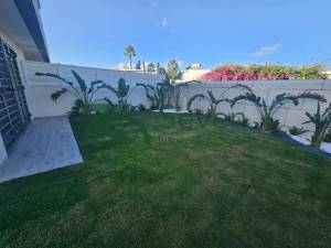 La Marsa Sidi Daoud Location Maisons Un triplex neuf  la marsa ref304a