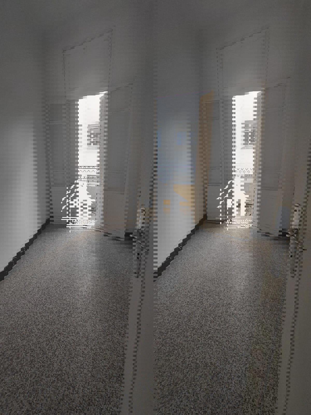 Bab Bhar Bab Bhar Location Appart. 4 pices Appartement s4 au centre ville lafayette