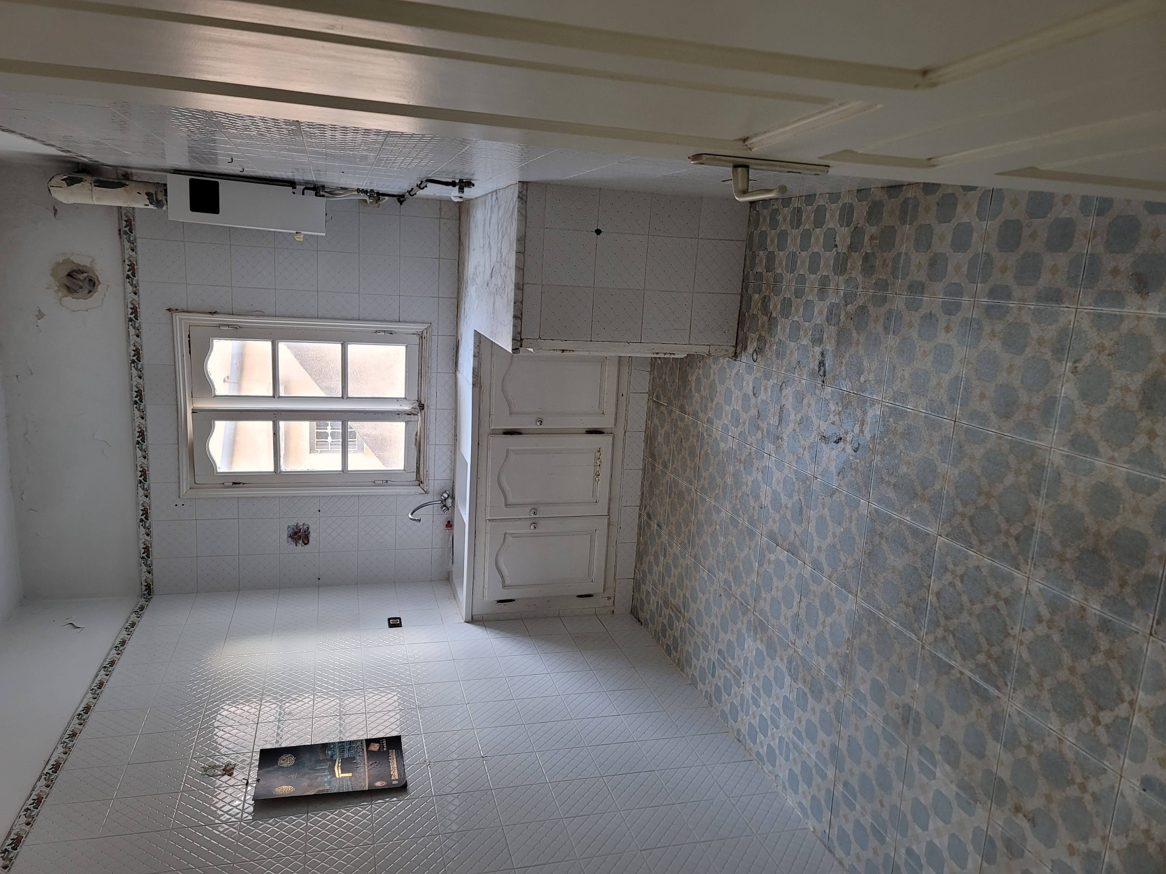 Ezzouhour (Tunis) Cite Ezzouhour Location Appart. 3 pices Appartement 1er tage  cit zouhour 1