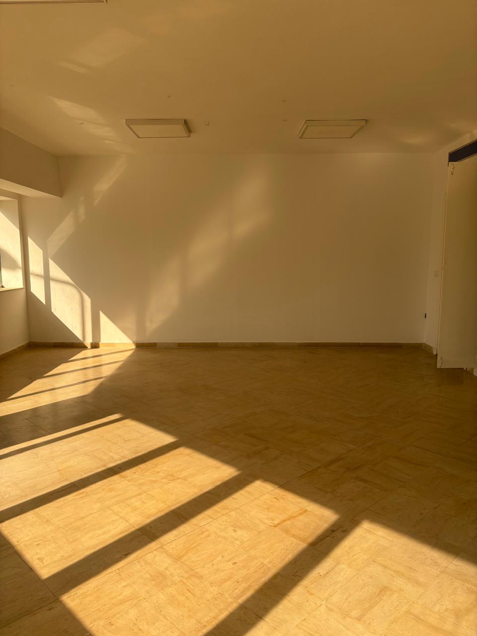 Bab Bhar Montplaisir Bureaux & Commerces Bureau Bureau montplaisir 93 m2