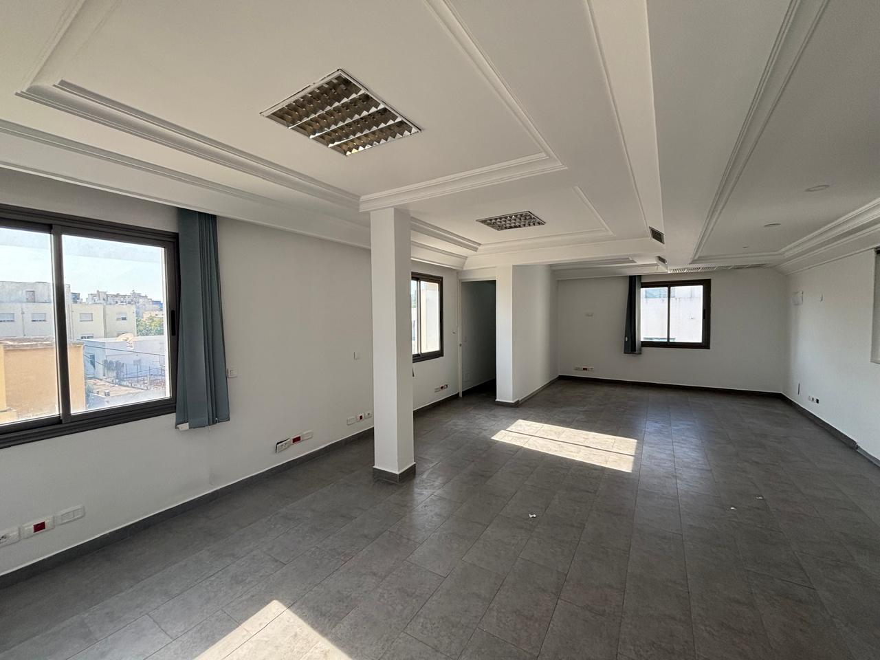 El Menzah Tunis Belvedere Bureaux & Commerces Bureau Bureau 350 m2 au belvdre proche tennis club