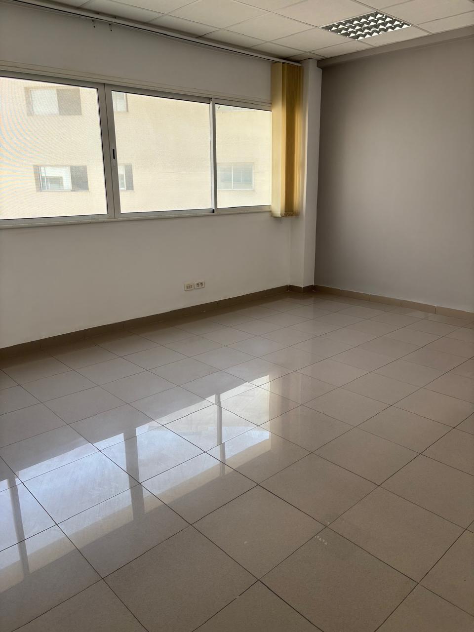 La Marsa Berge Du Lac Bureaux & Commerces Bureau Bureau 300 m2 lac 1