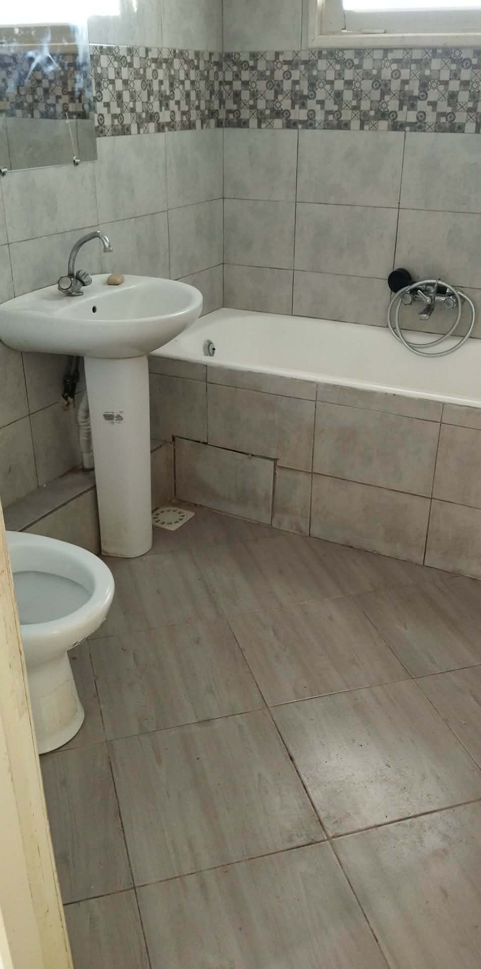 Ettahrir Cite Du Jardin Location Appart. 3 pices S3 cit el hadika