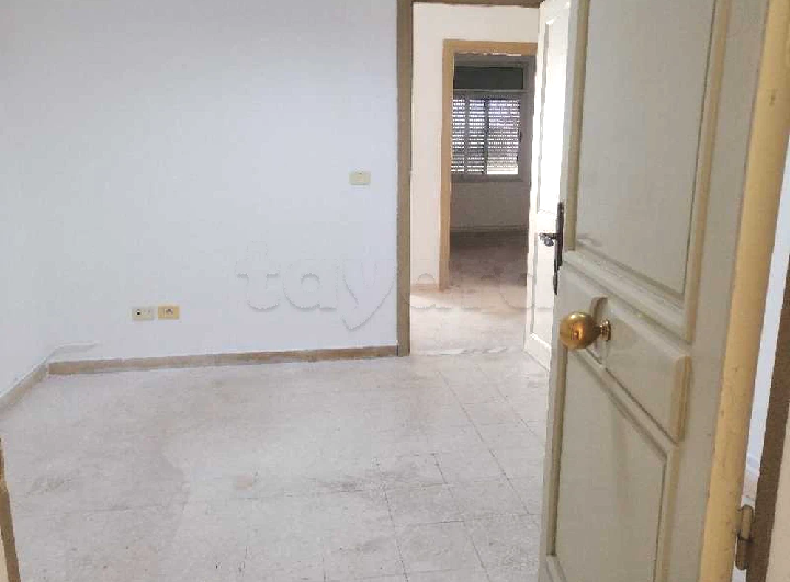 Bab Bhar Republique Bureaux & Commerces Bureau Bureau hall plus 3 pices