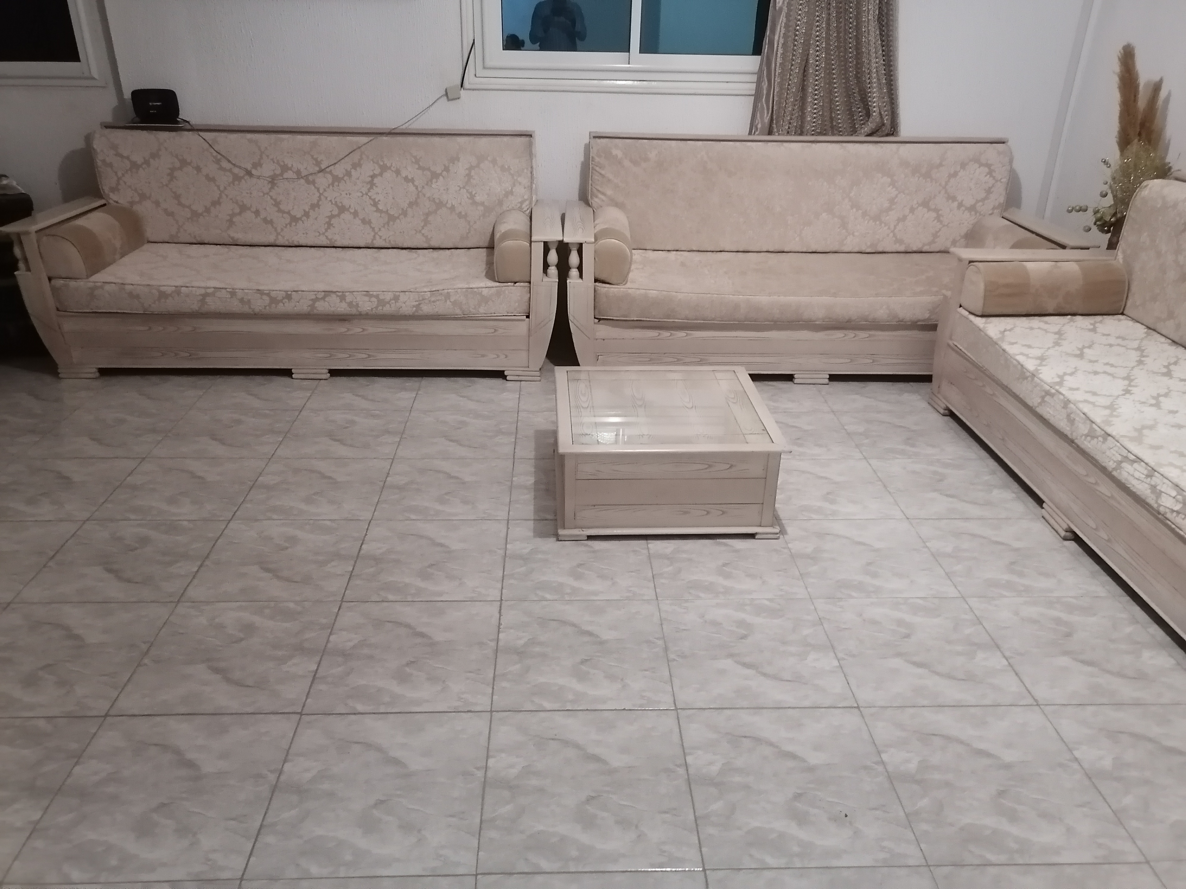 Ariana Ville Ariana Salon - Salle  manger  Salons Salon tat neuf