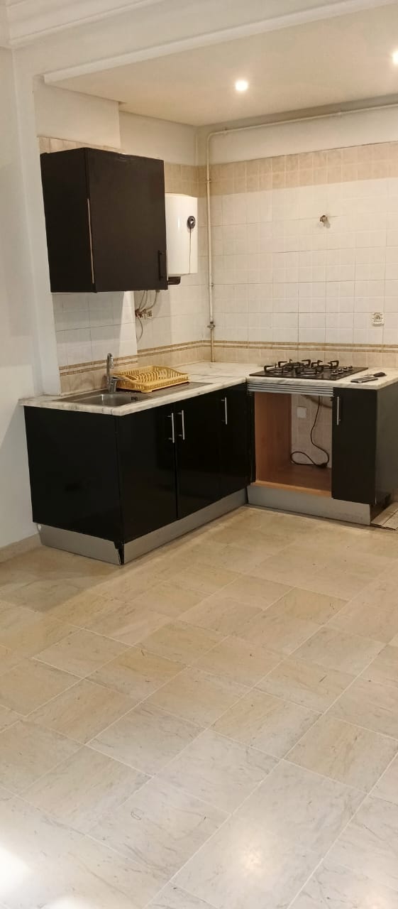 La Marsa El Aouina Location Appart. 2 pices Appartement   splus 1  lwahat
