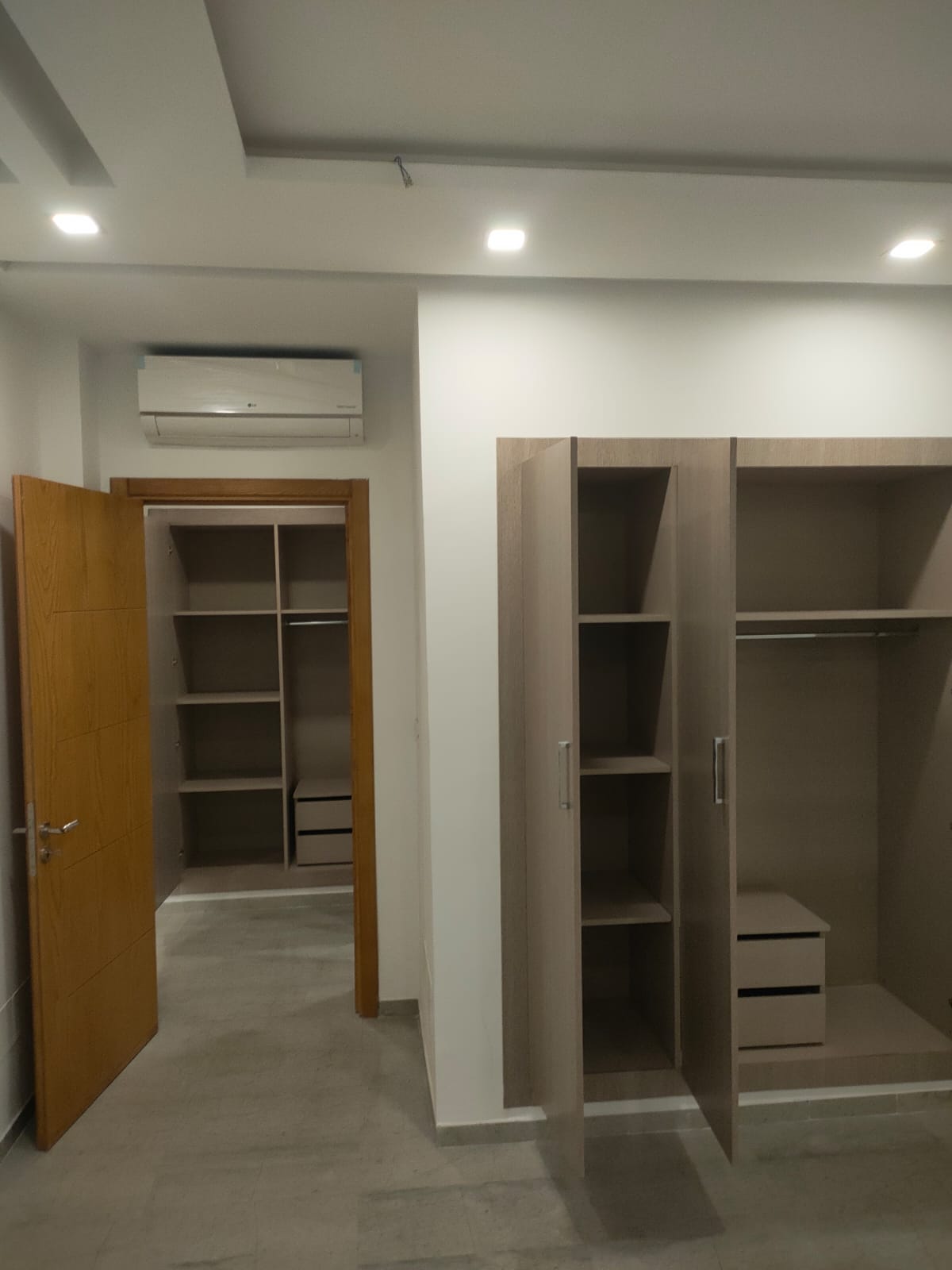 La Soukra La Soukra Location Appart. 1 pice Appartement s1 chotrana1 la soukra