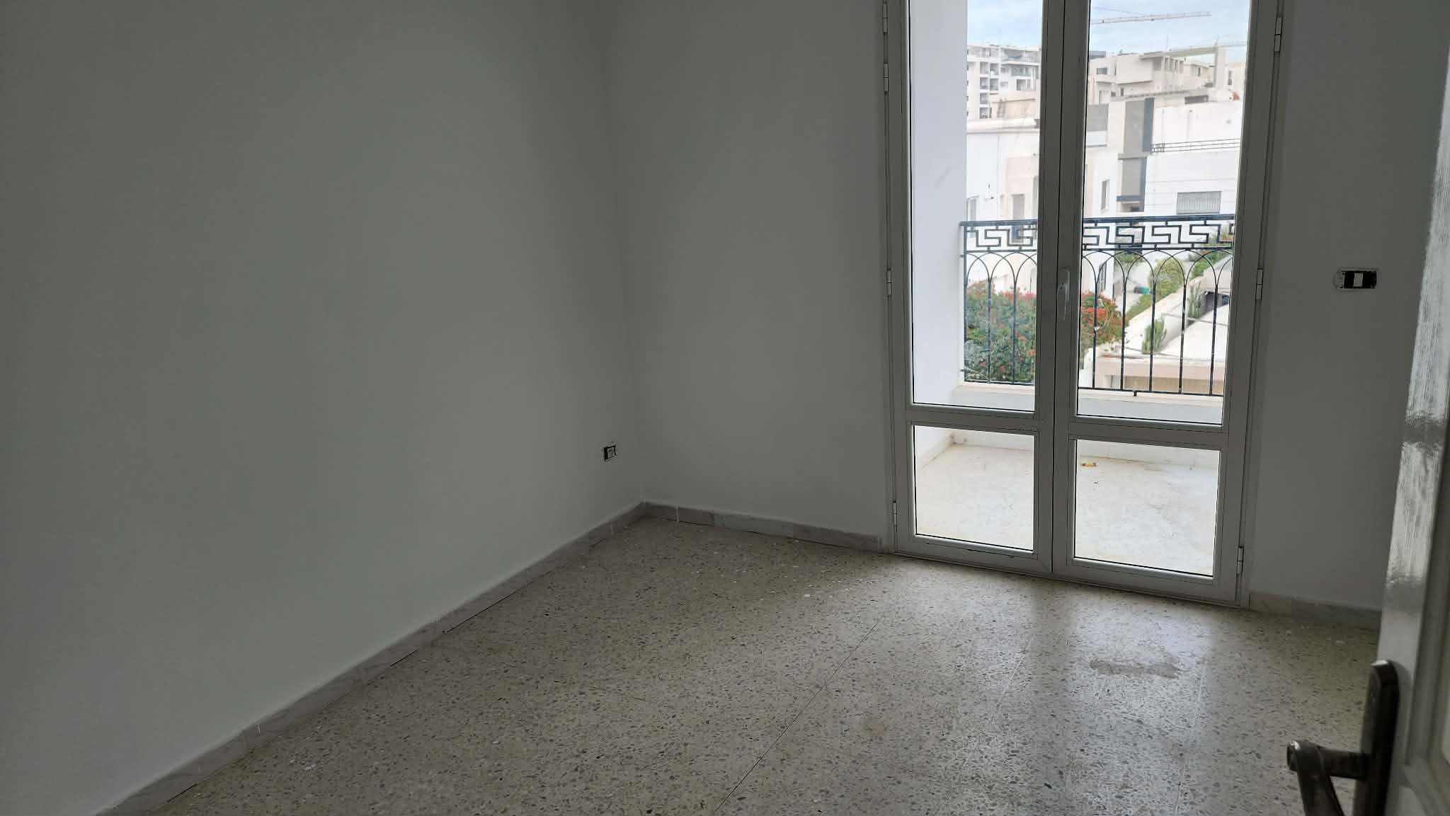 La Marsa El Aouina Location Appart. 2 pices S2 ain zaghouan nord