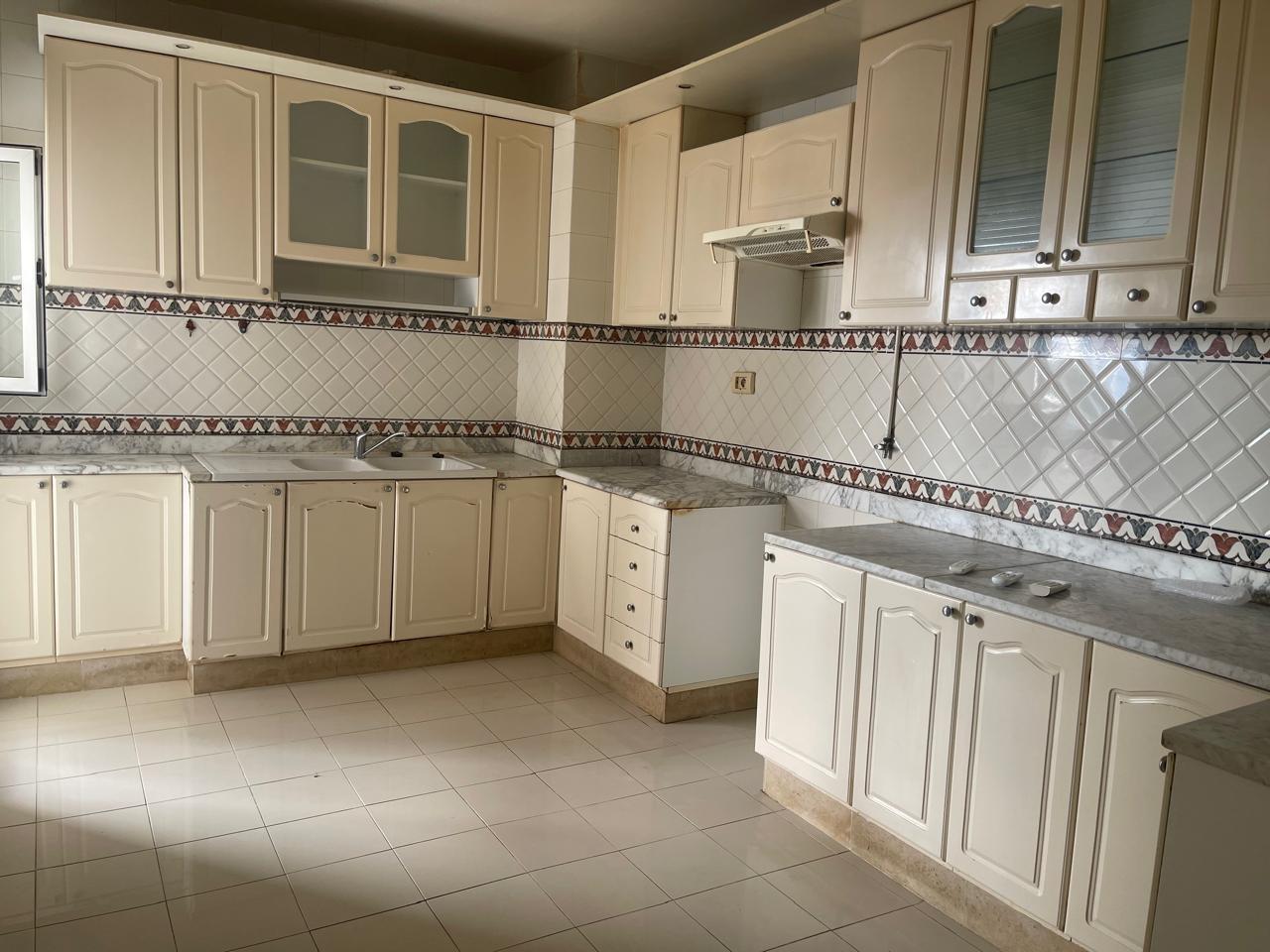 Ariana Ville&nbsp;Cite Ennasr 2&nbsp;Location&nbsp;Appart. 4 pi�ces&nbsp;S plus 3 a ennasr 2 wb4356