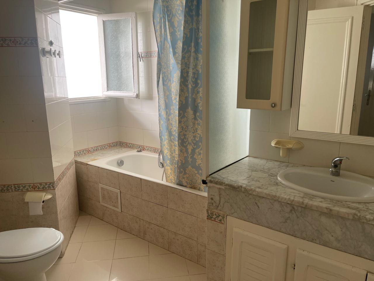 Ariana Ville&nbsp;Cite Ennasr 2&nbsp;Location&nbsp;Appart. 4 pi�ces&nbsp;S plus 3 a ennasr 2 wb4356