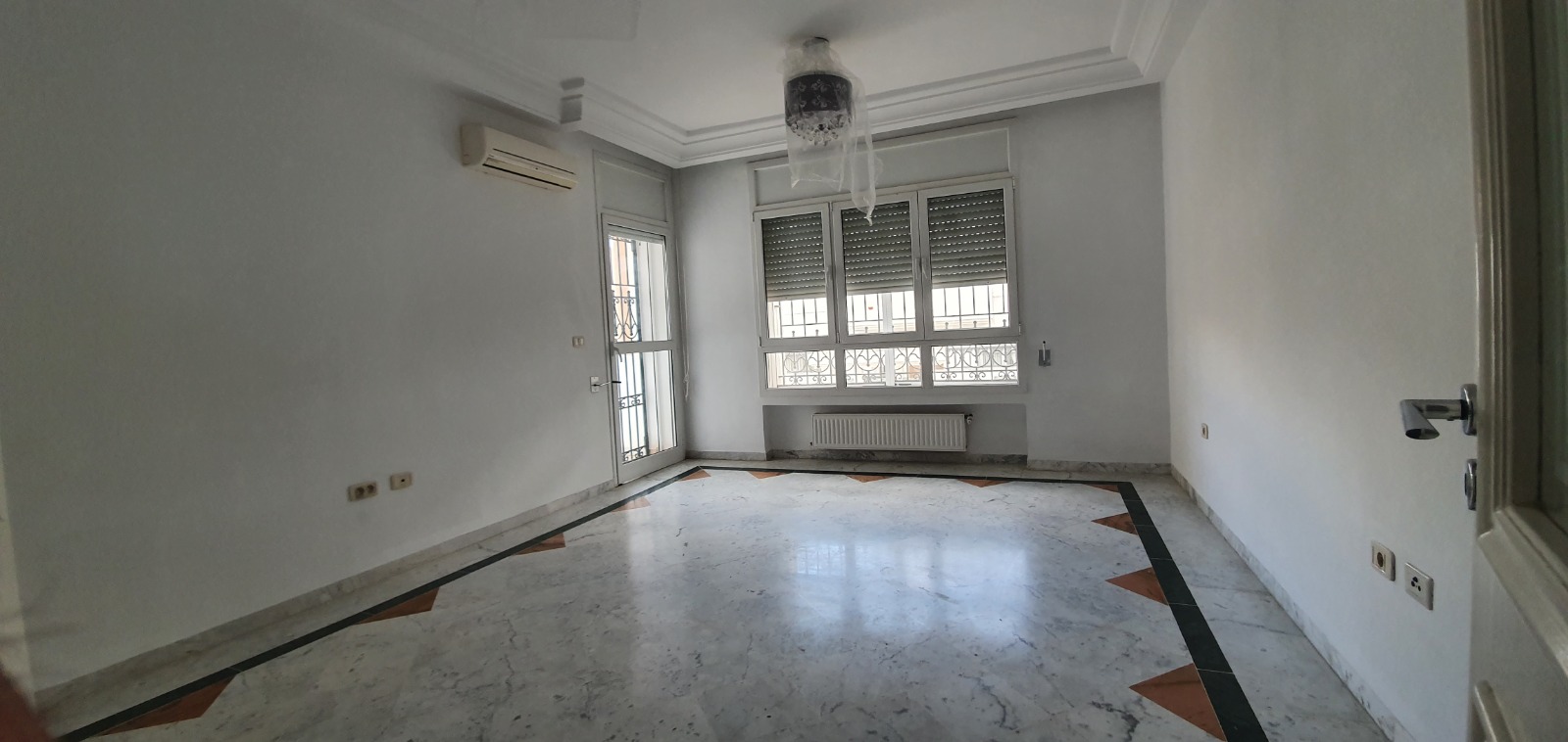 Mnihla Jardins d'el Menzah Location Appart. 3 pices S plus 2 aux jmzh 2 wb4357