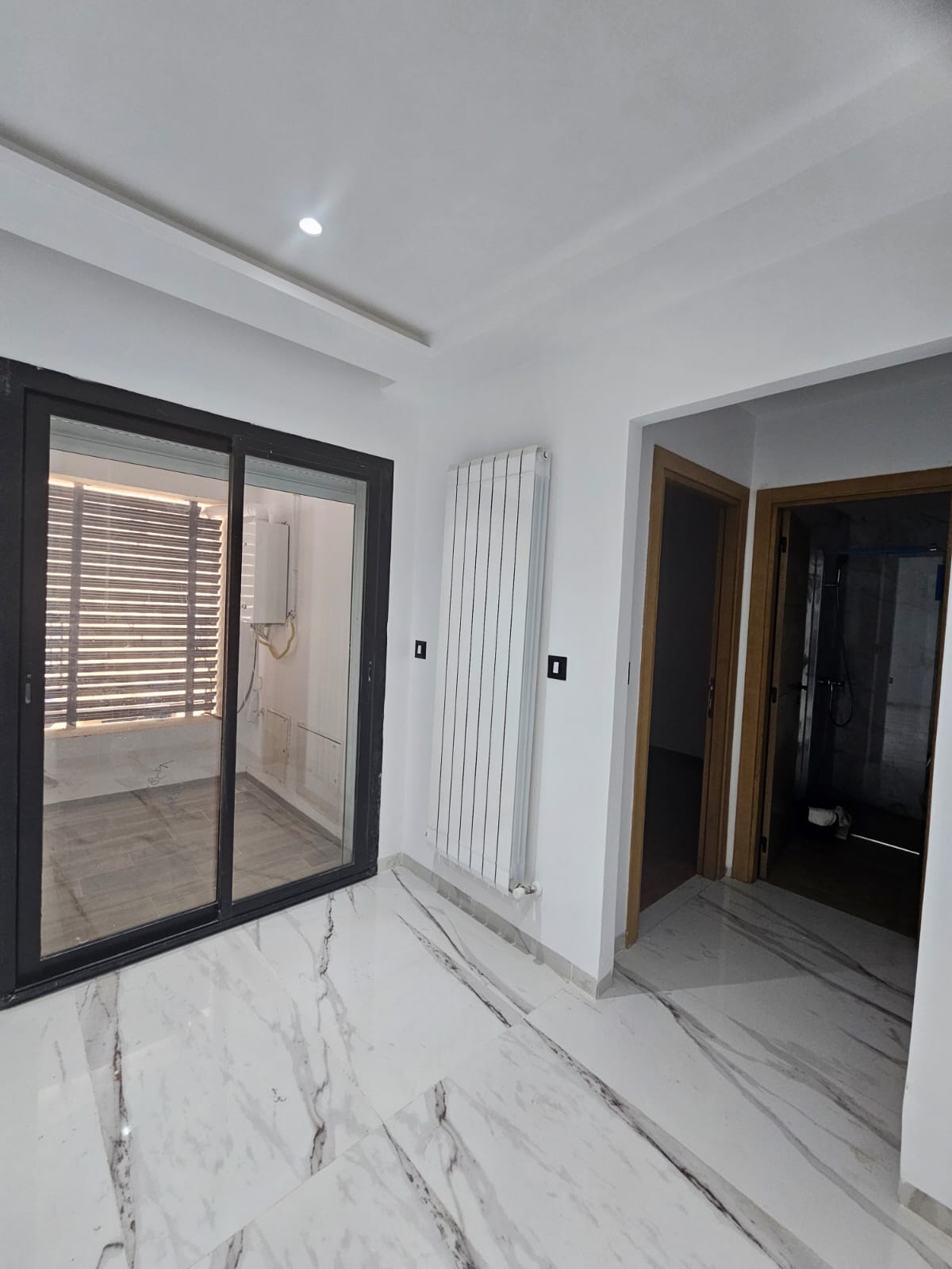 Mnihla&nbsp;Jardins d'el Menzah&nbsp;Location&nbsp;Appart. 2 pi�ces&nbsp;S plus 1 hst aux jmzh 2 wb4361