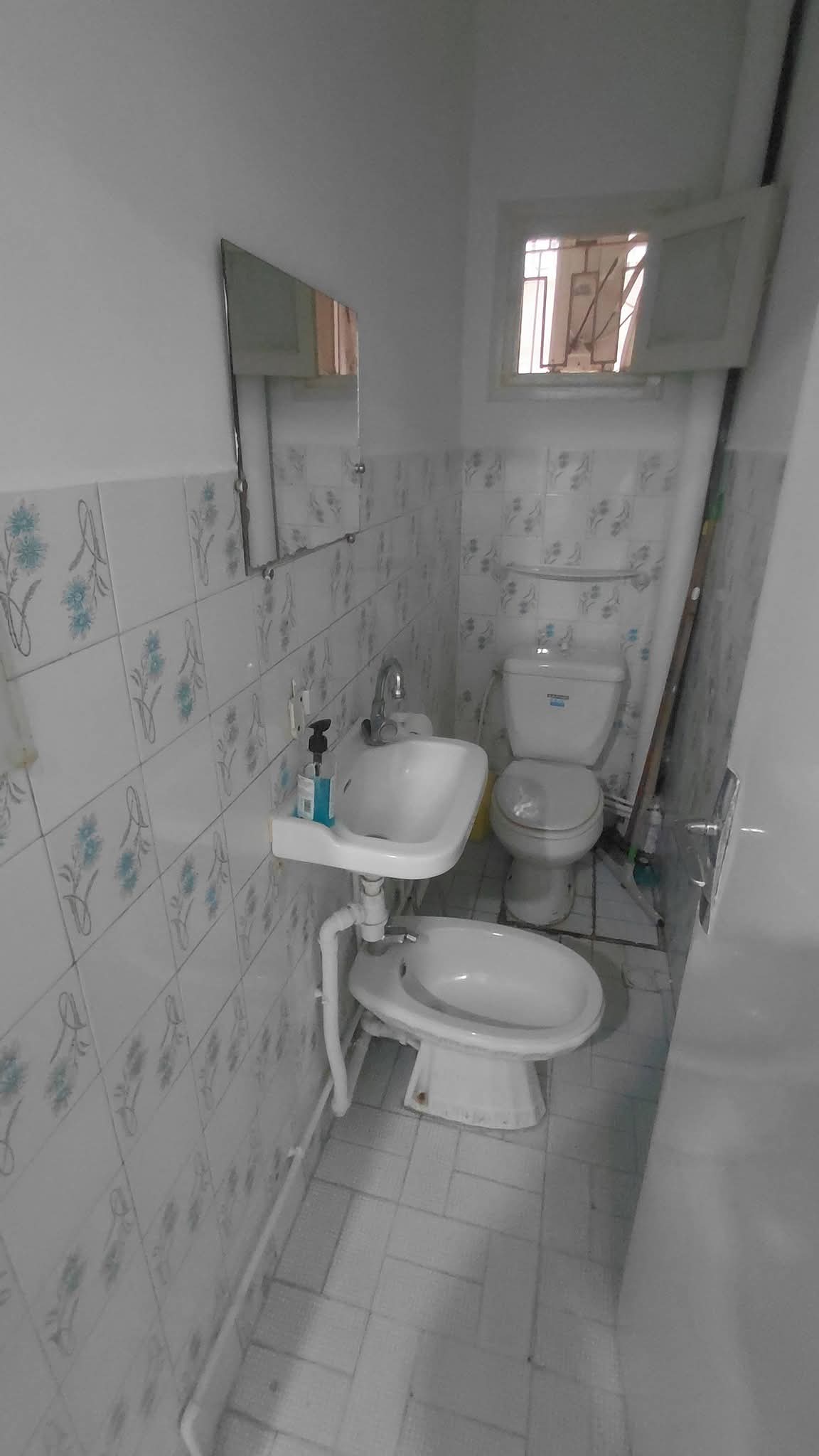 El Menzah&nbsp;El Manar 2&nbsp;Bureaux & Commerces&nbsp;Bureau&nbsp;Appartement s6 bureautique a el manar 2 wb4362