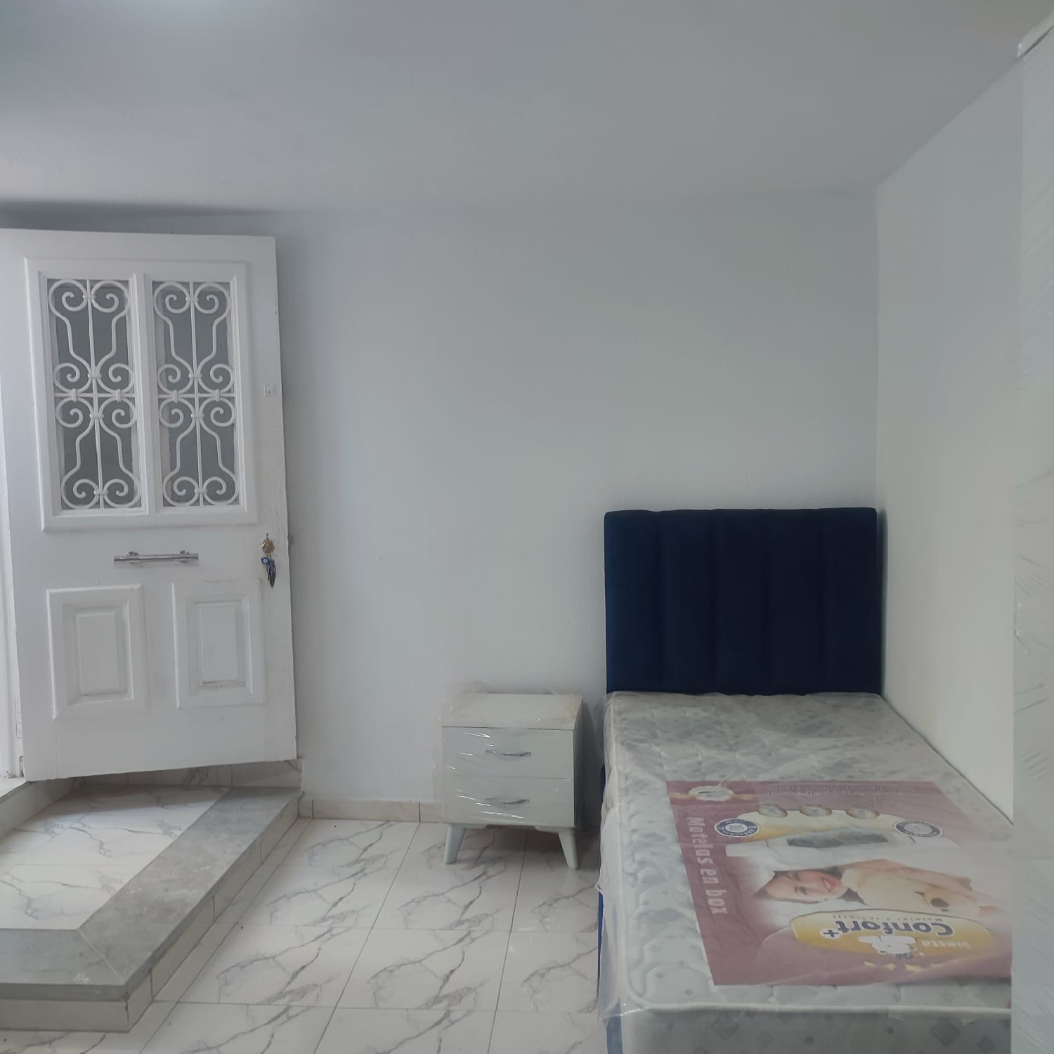 Ariana Ville&nbsp;El Menzah 5&nbsp;Location&nbsp;Appart. 1 pi�ce&nbsp;Studi0 s0 meubl� aux uv4 wb4374