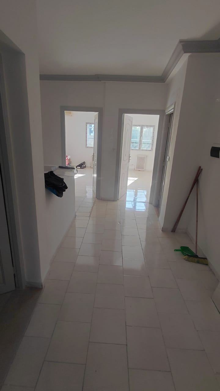 El Menzah&nbsp;El Manar 2&nbsp;Location&nbsp;Appart. 5 pi�ces+&nbsp;Appart dup s plus 4 a el manar 2 wb4375