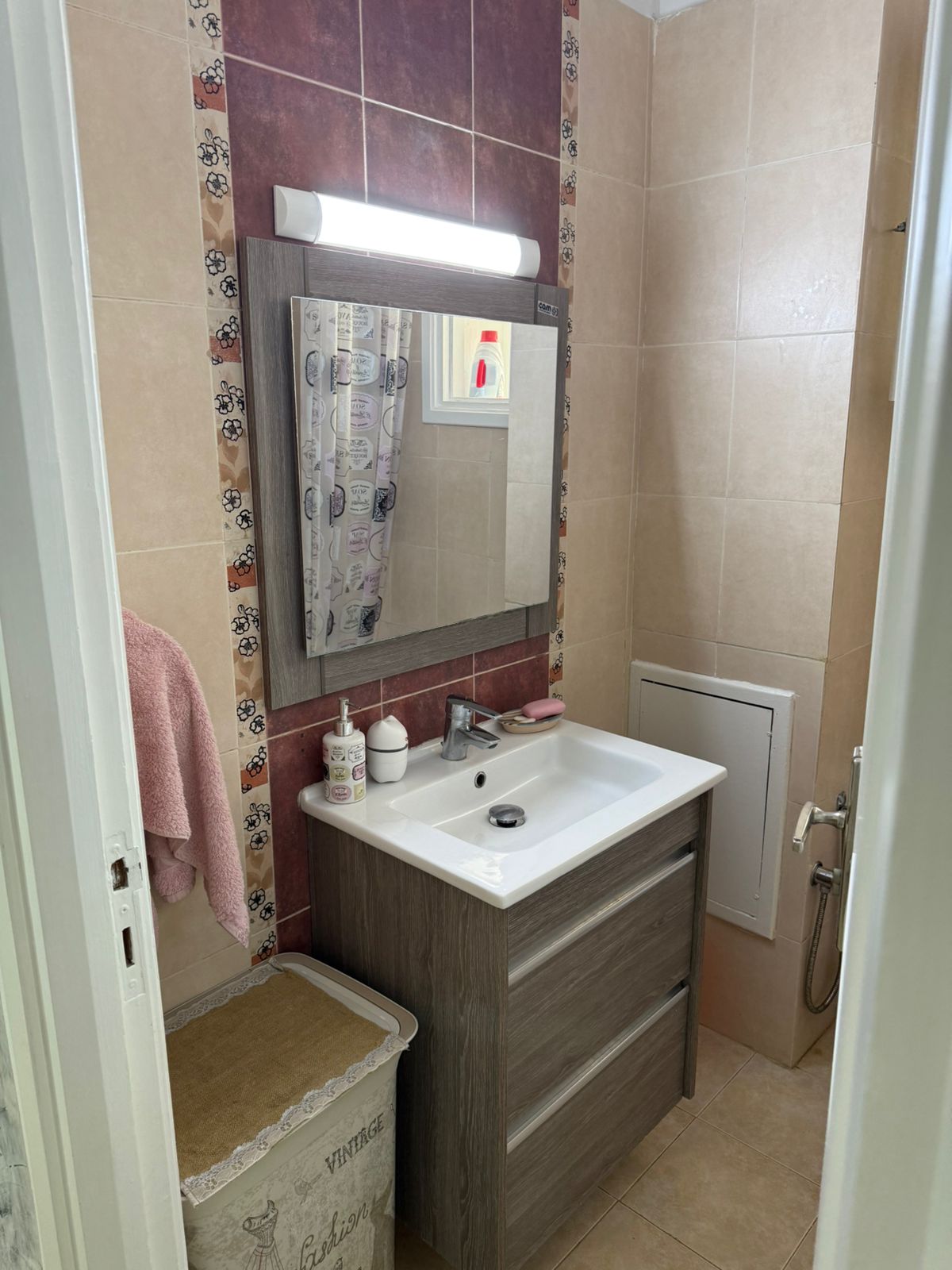 La Marsa&nbsp;El Aouina&nbsp;Location&nbsp;Appart. 3 pi�ces&nbsp;Agr�able appart s2