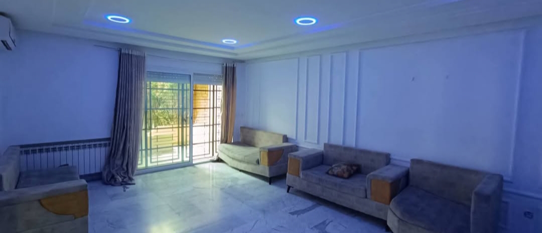 La Soukra&nbsp;Mosque Erraoudha&nbsp;Location&nbsp;Duplex&nbsp;Charmant duplex avec piscine