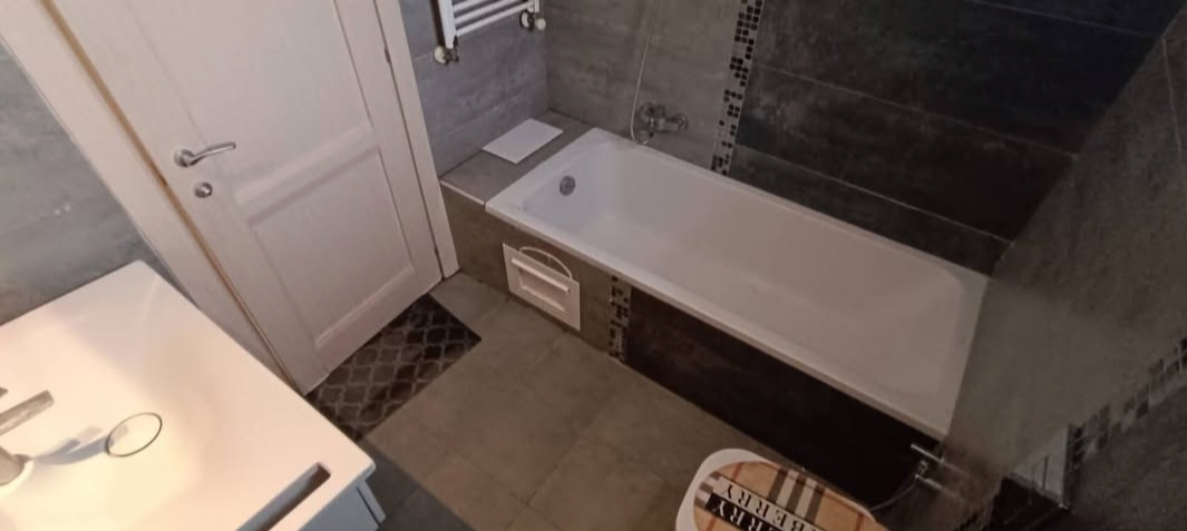 La Soukra&nbsp;Mosque Erraoudha&nbsp;Location&nbsp;Duplex&nbsp;Charmant duplex avec piscine