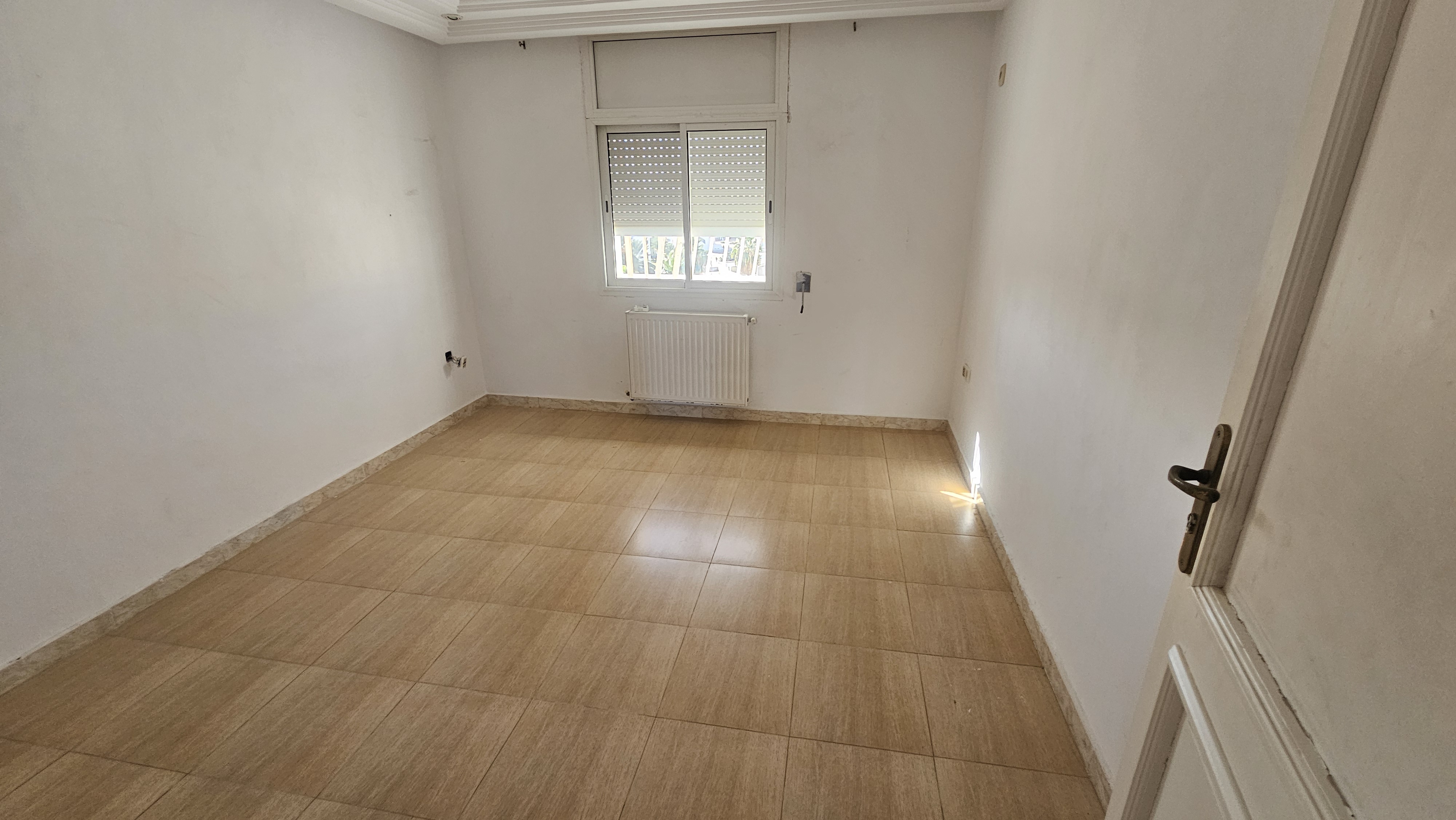 Monastir&nbsp;Cite Cnrps&nbsp;Location&nbsp;Appart. 3 pi�ces&nbsp;Studio a monastir