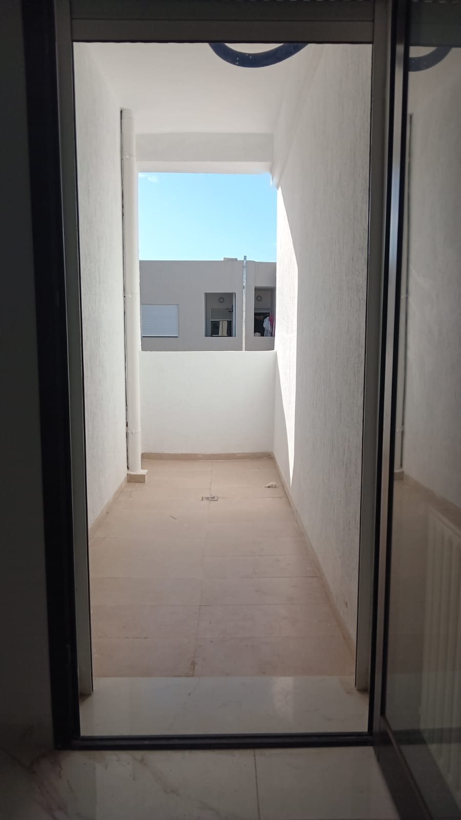 Ain Zaghouan Ain Zaghouan Location Appart. 3 pices S plus 2 trs lumineux jamais habit  l'aouina