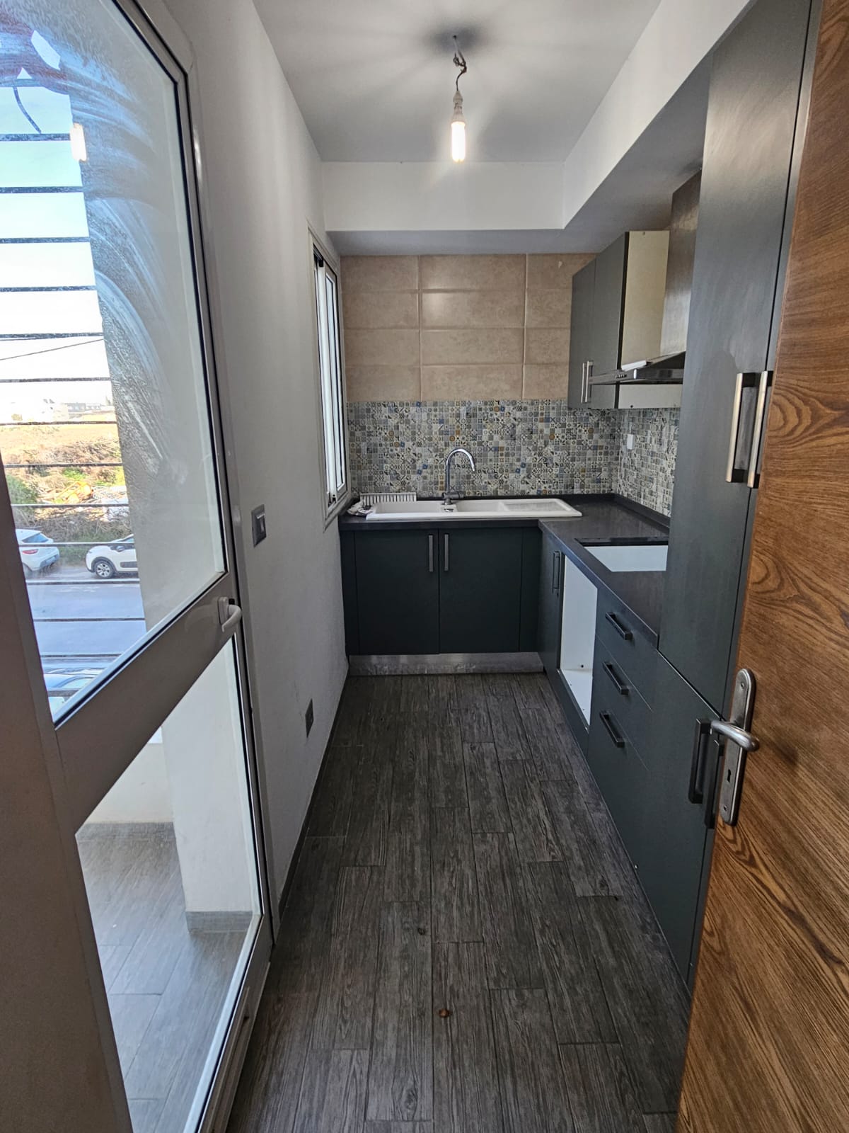 La Marsa&nbsp;El Aouina&nbsp;Location&nbsp;Appart. 2 pi�ces&nbsp;S plus un vue d�gag�e jardins l'aouina