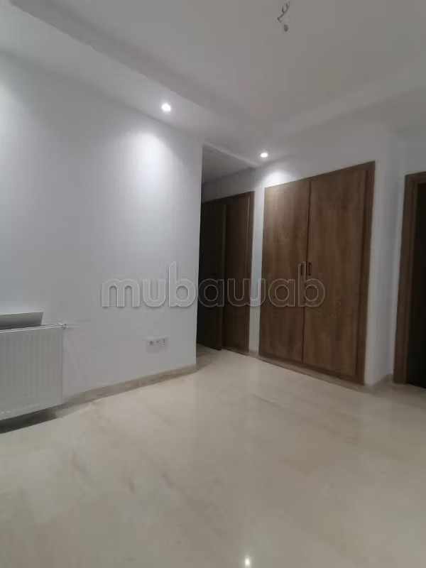 Ariana Ville Riadh Landlous Location Appart. 4 pices Al s3 riadh andalous