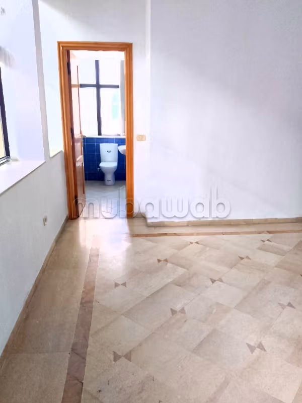 La Marsa Berge Du Lac Bureaux & Commerces Bureau Un beau bureau ou cabinet