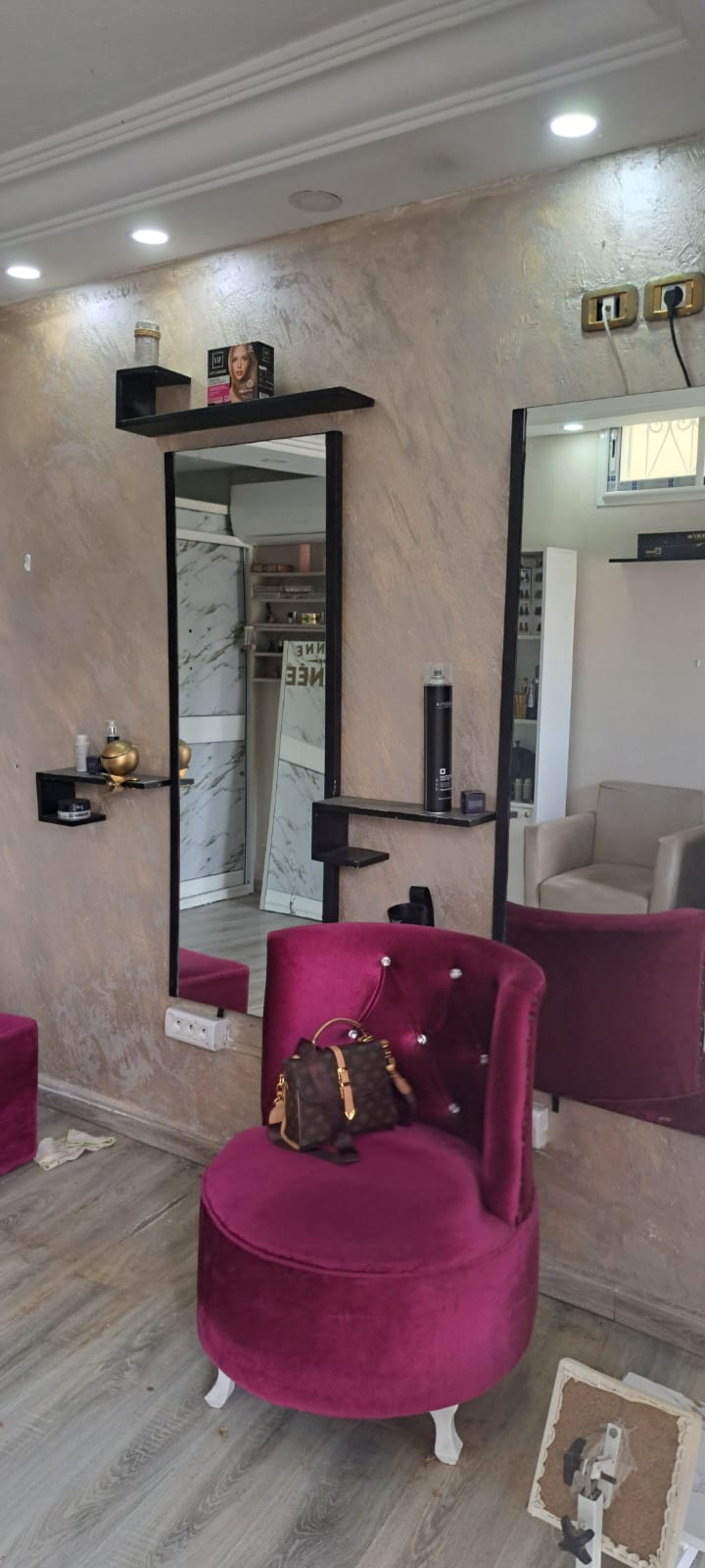 Megrine&nbsp;Megrine&nbsp;Location&nbsp;Autre&nbsp;Gerance libre  salon desth�tique  megrine