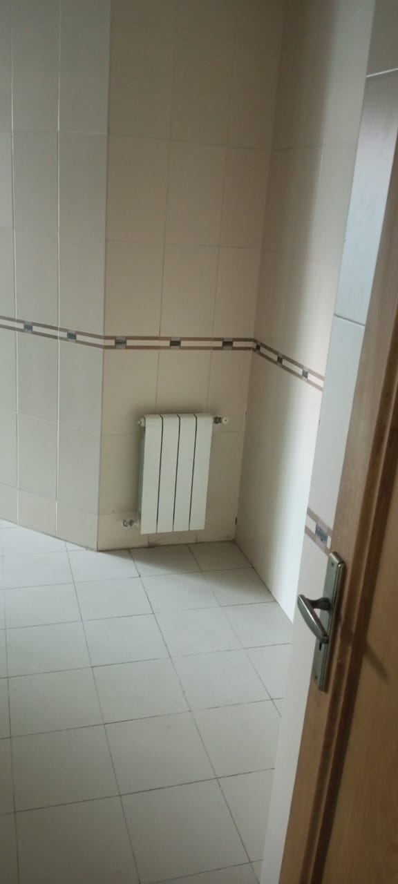 Ariana Ville&nbsp;Cite Ennasr 1&nbsp;Location&nbsp;Appart. 3 pi�ces&nbsp;Appt s2 au mezzanine