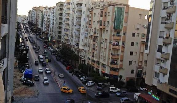 Ariana Ville&nbsp;Cite Ennasr 1&nbsp;Location&nbsp;Appart. 3 pi�ces&nbsp;S2 meubl� cit� ennasr