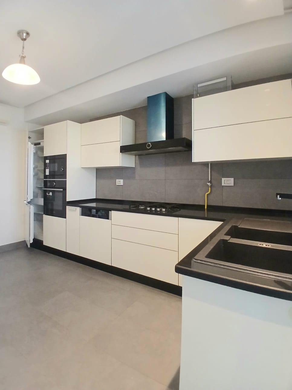 Raoued&nbsp;Raoued&nbsp;Location&nbsp;Appart. 2 pi�ces&nbsp;West gammarth garden  appartement s2 vue mer