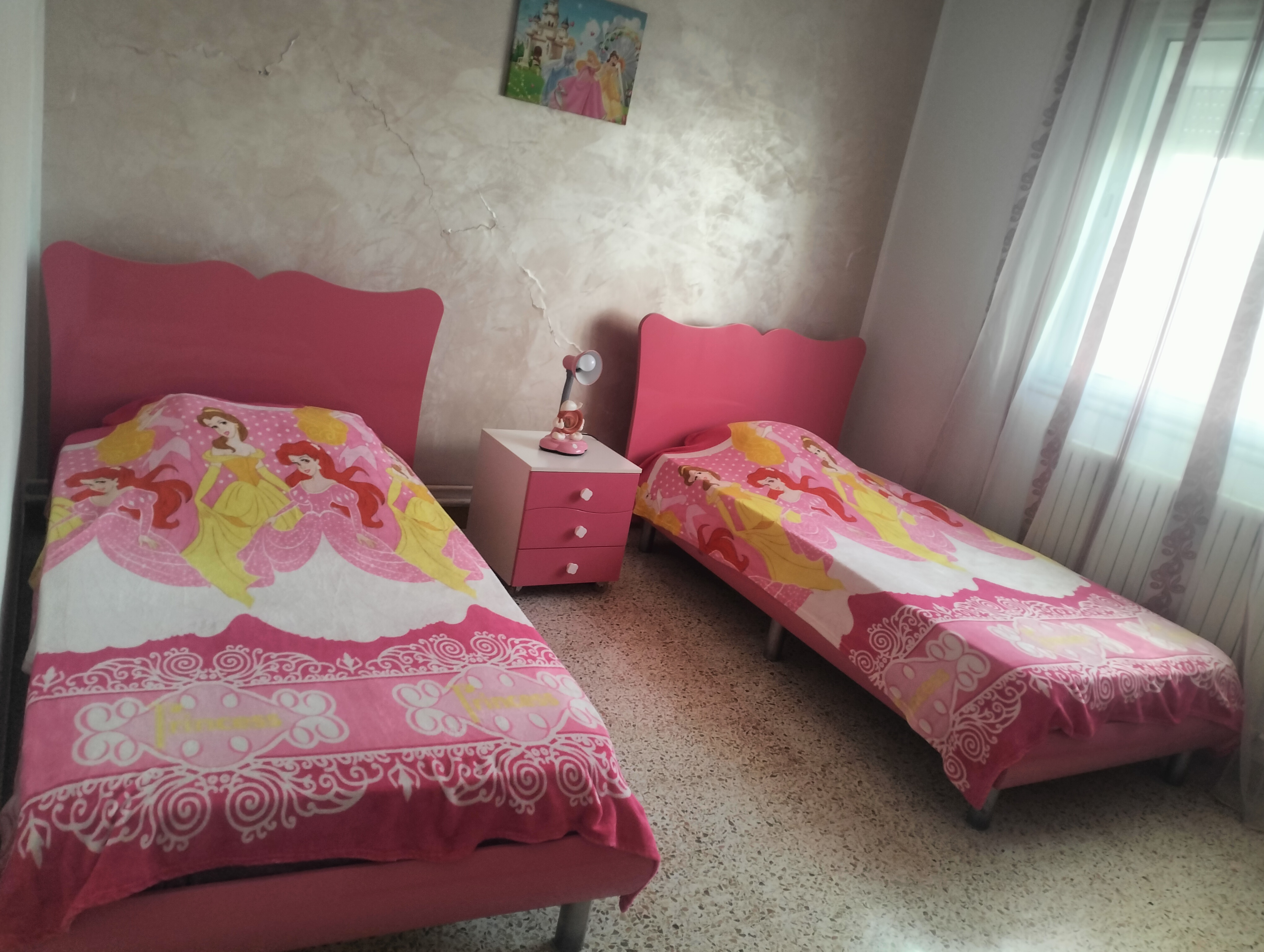 Ariana Ville&nbsp;El Menzah 6&nbsp;Chambres � coucher&nbsp;Chambres � coucher&nbsp;Chambre filles