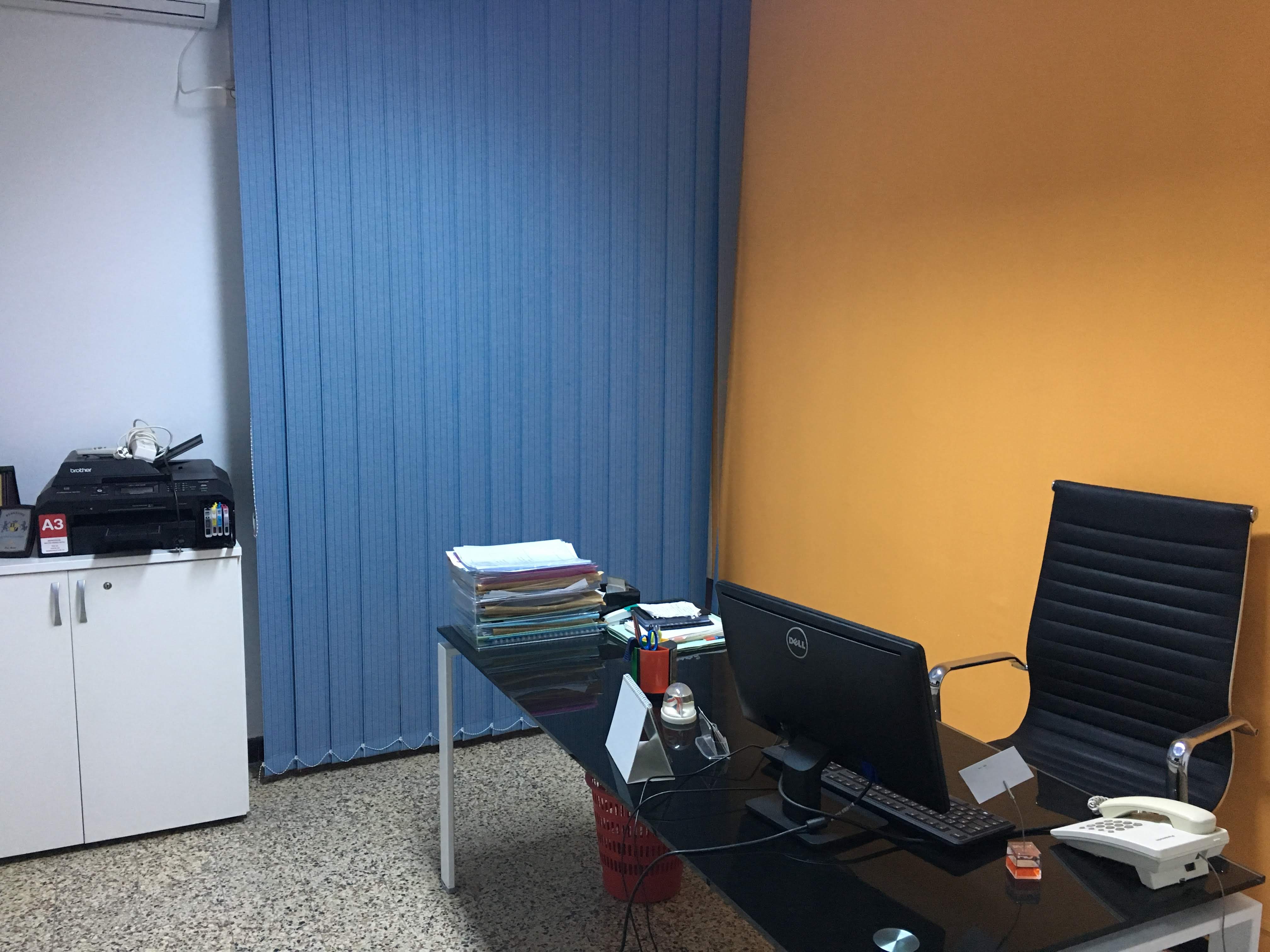 Bab Souika Bab El Assel Location Appart. 4 pices Bureau meubl centre formation ou medical