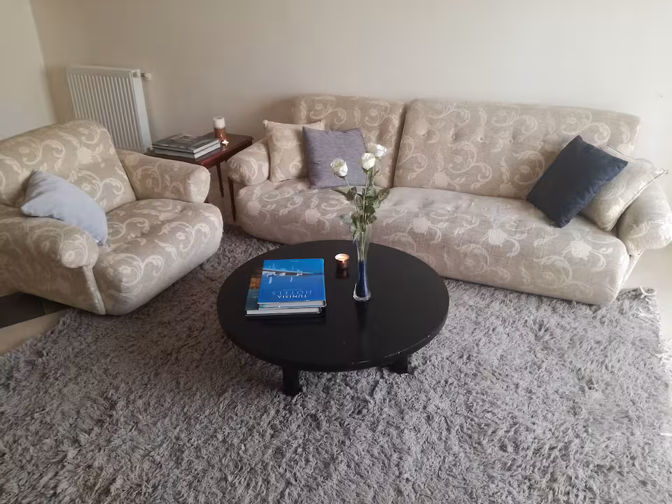 Ain Zaghouan Jardins de Carthage Location Appart. 2 pices Joli appart meubl ou vide