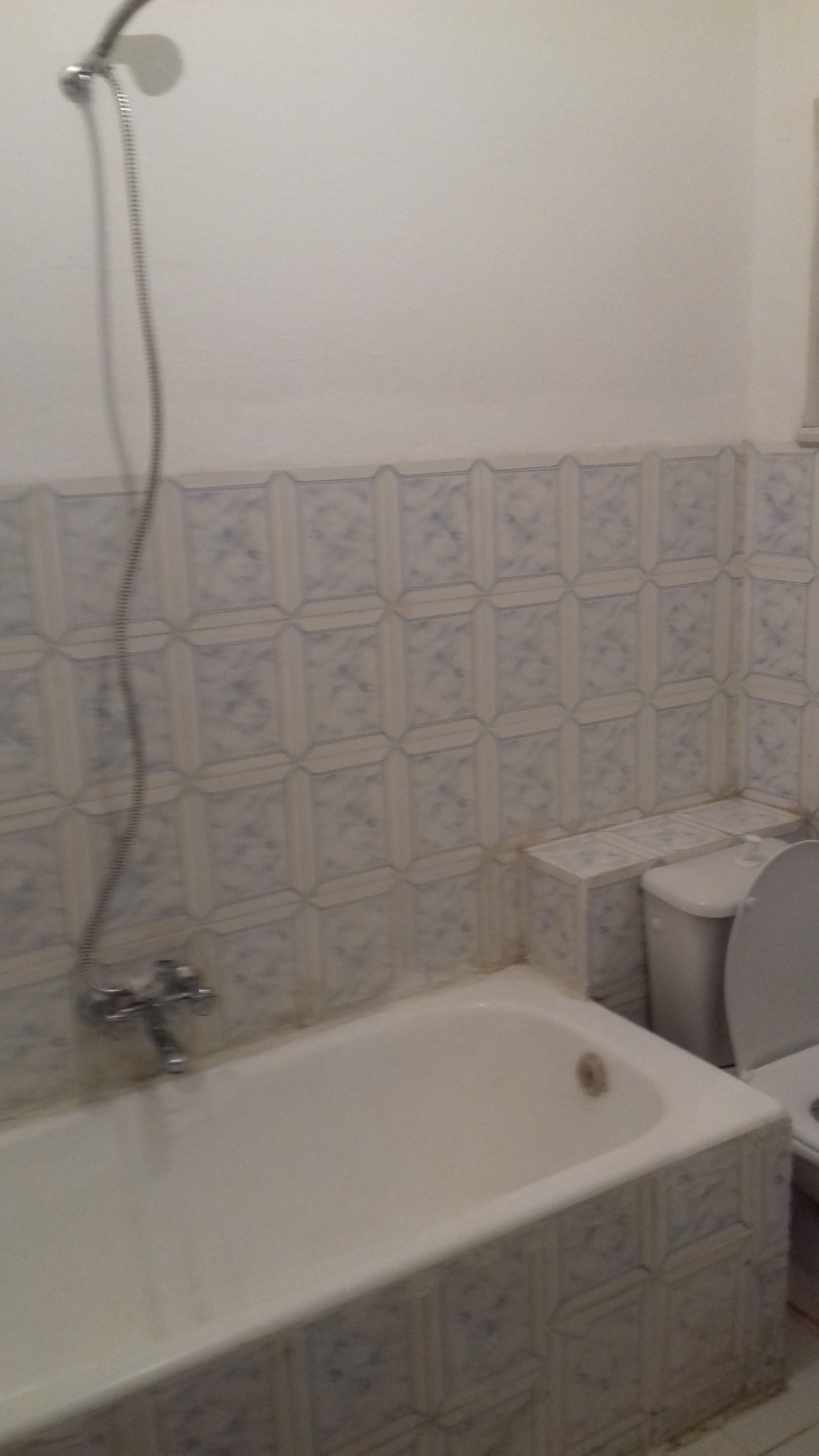 La Soukra&nbsp;Cite De La Sante&nbsp;Location&nbsp;Appart. 4 pi�ces&nbsp;Appartement 4 pieces