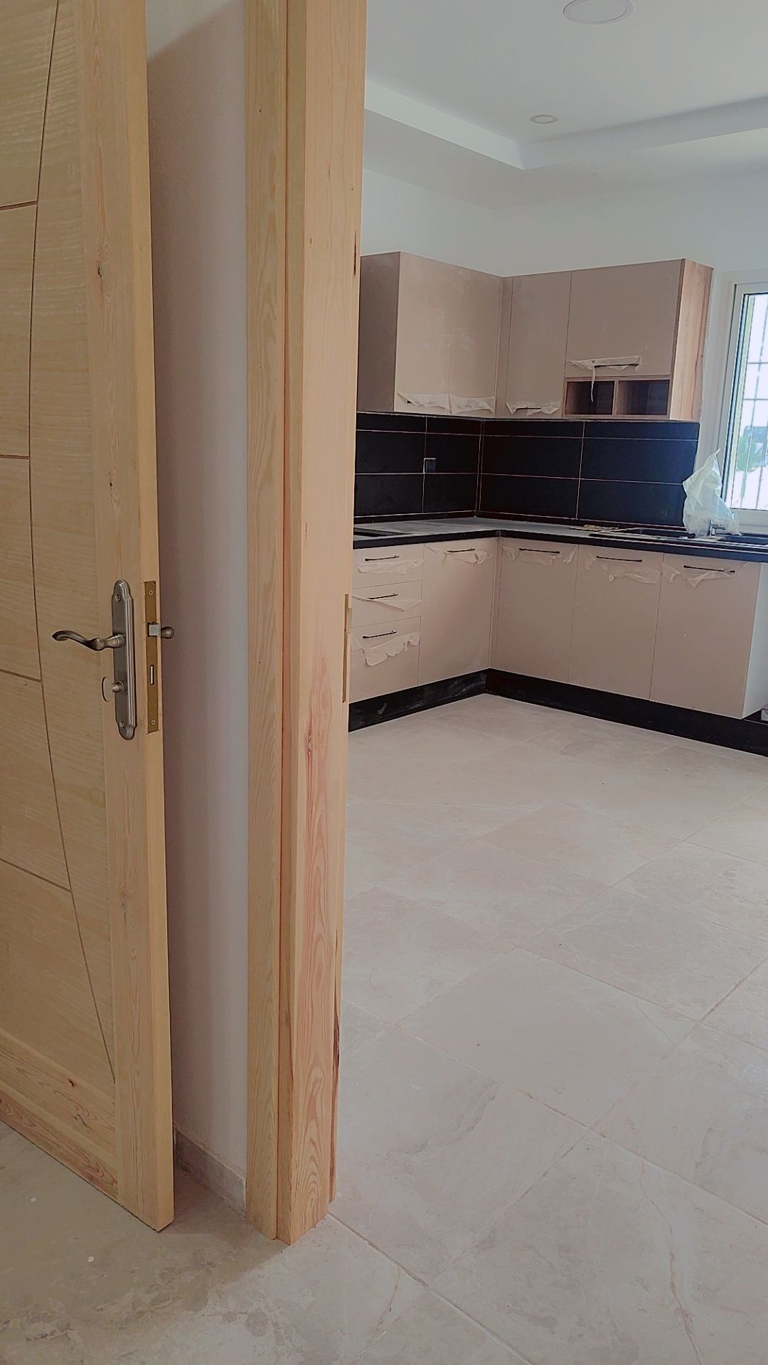 La Soukra&nbsp;Borj Louzir&nbsp;Vente&nbsp;Appart. 2 pi�ces&nbsp;Tout neuf appartement