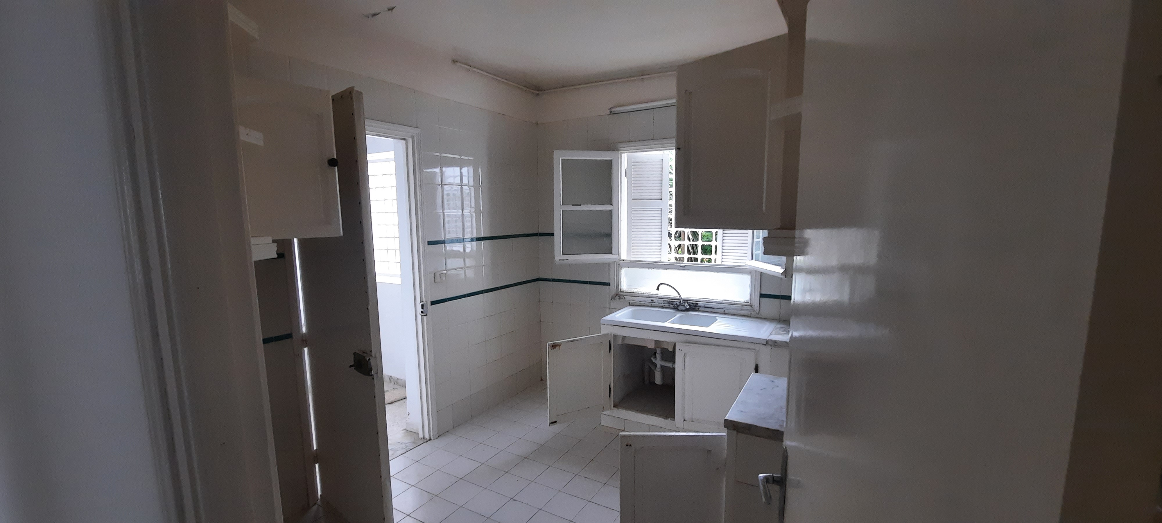 Ariana Ville&nbsp;Riadh Landlous&nbsp;Location&nbsp;Appart. 2 pi�ces&nbsp;S2 pr�s de l'h�pital mahmoud el matri