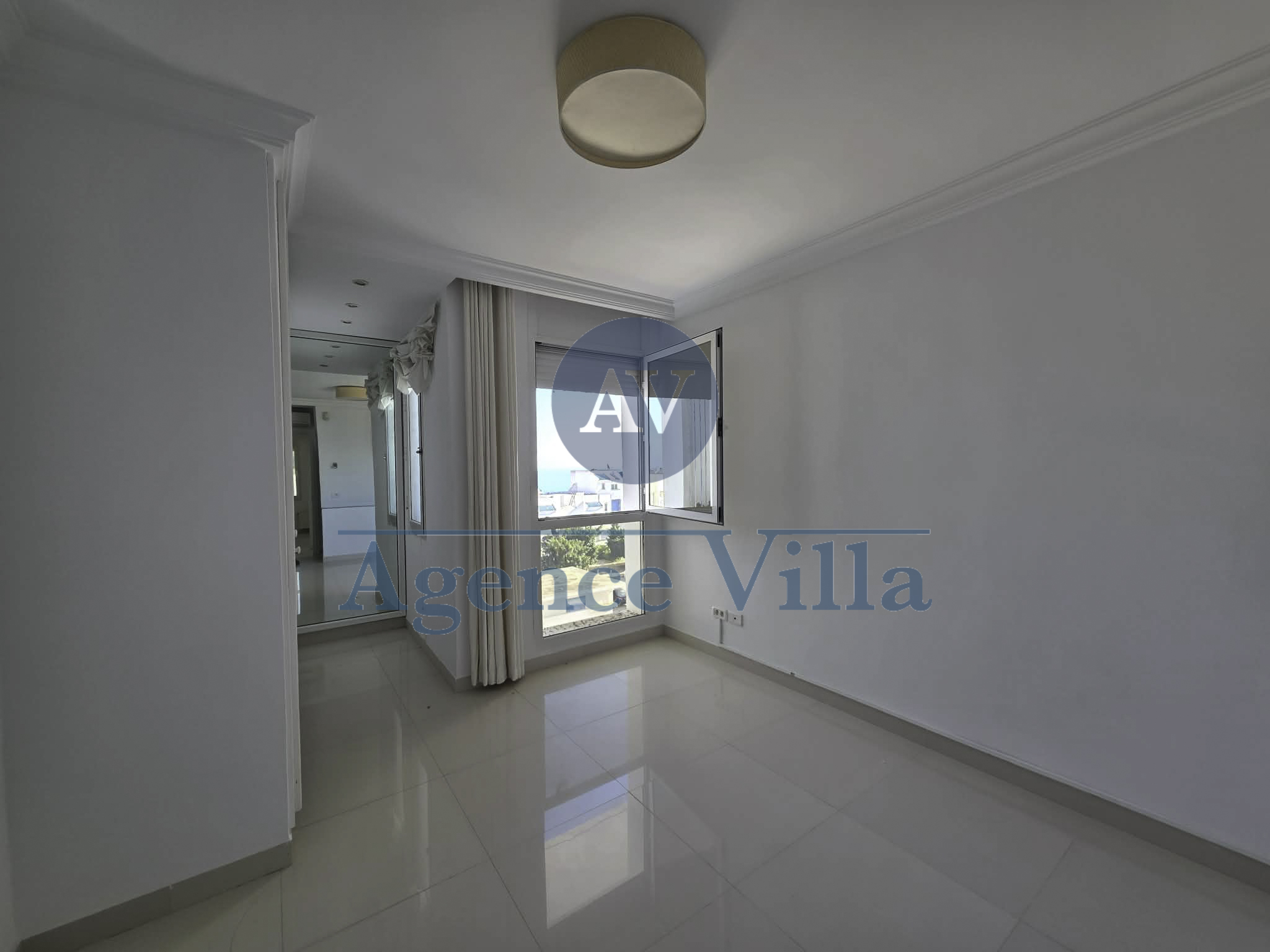 La Marsa Gammart Location Appart. 3 pices Un appartement s2 vue mer  gammarth