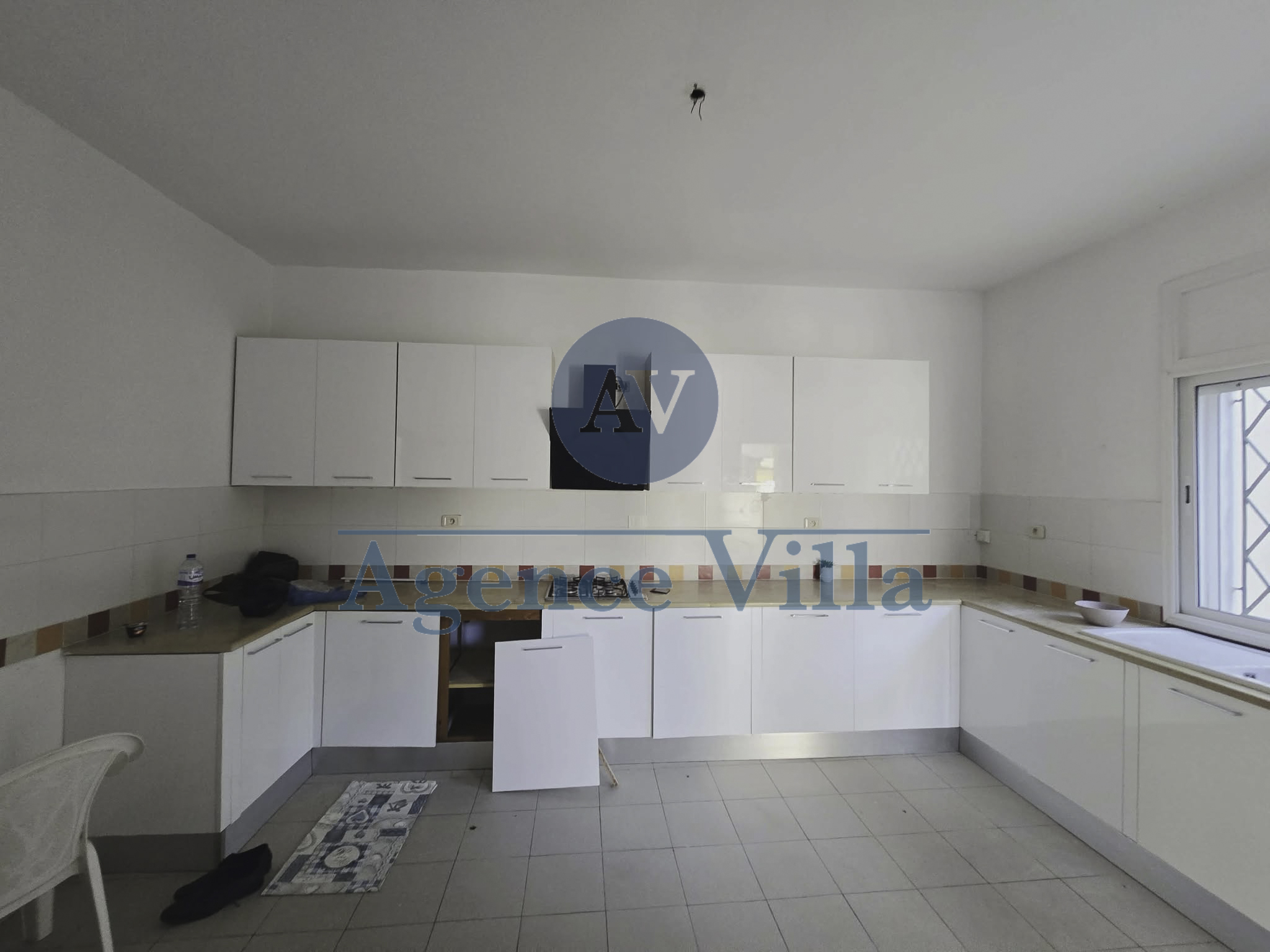 La Soukra&nbsp;La Soukra&nbsp;Location&nbsp;Maisons&nbsp;Une villa s3 avec jardin � la soukra