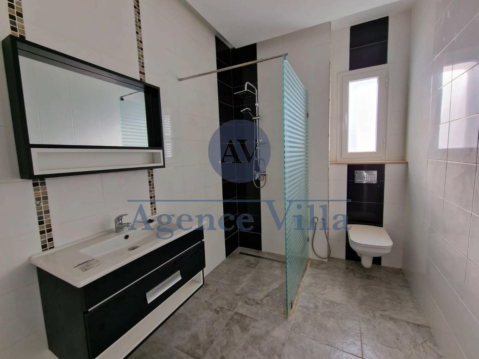 La Marsa&nbsp;Gammart&nbsp;Location&nbsp;Duplex&nbsp;Un duplex s3 � gammarth