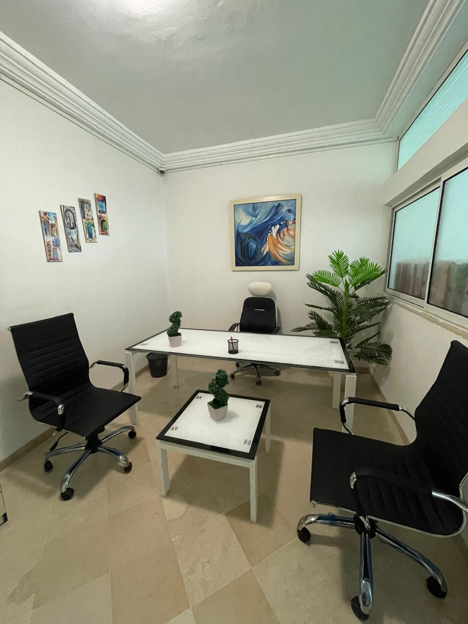 Ariana Ville&nbsp;El Menzah 8&nbsp;Meubles de bureau&nbsp;Bureaux - Tables&nbsp;Bureau standard