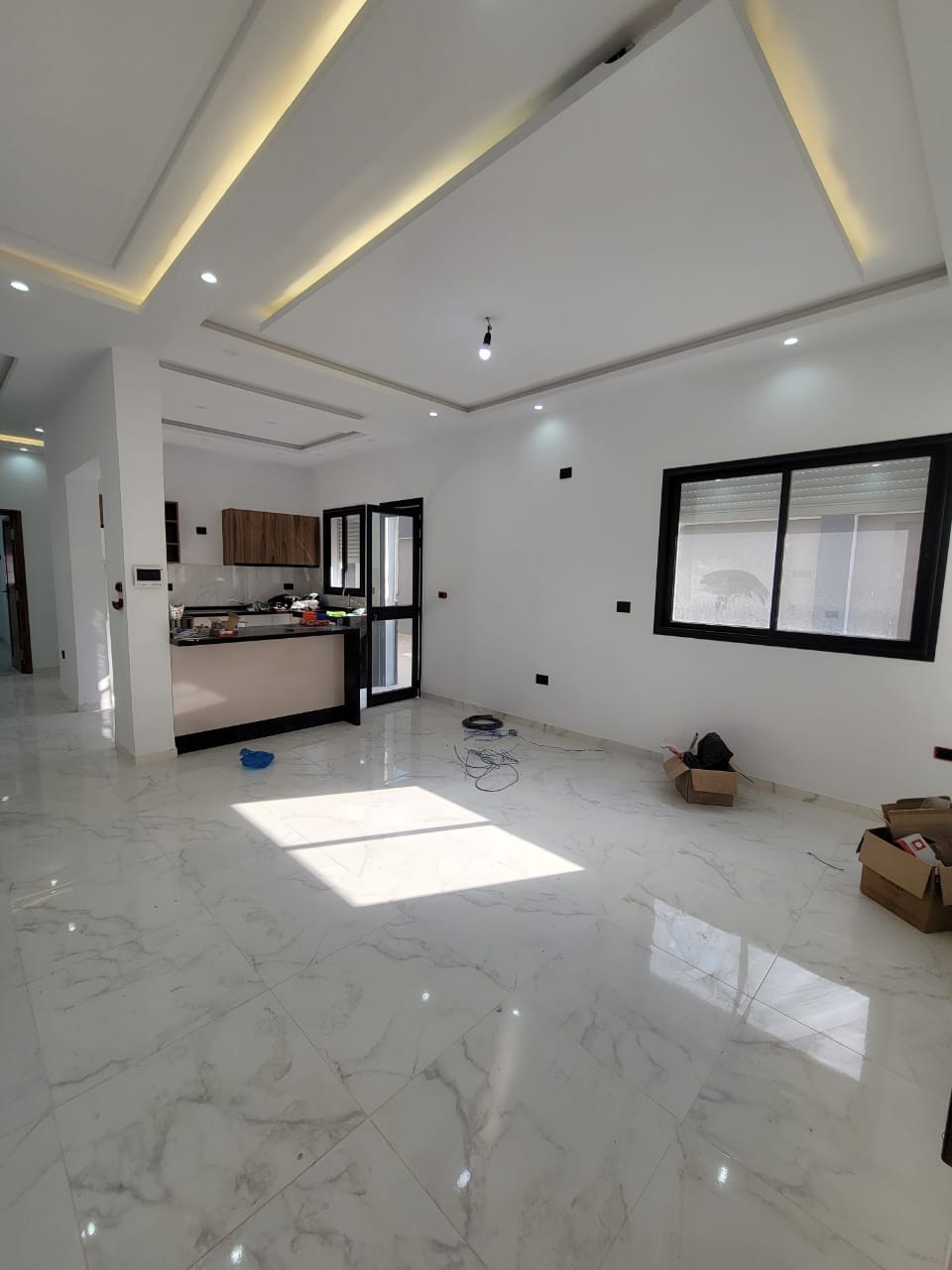 Bizerte Nord&nbsp;Cite El Korniche 1&nbsp;Location&nbsp;Appart. 2 pi�ces&nbsp;Un rezdechauss� de type s2