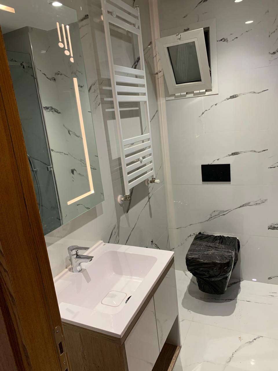 La Soukra&nbsp;Chotrana 1&nbsp;Location&nbsp;Appart. 3 pi�ces&nbsp;S plus 2 hauten  standing jamais habit� rdc