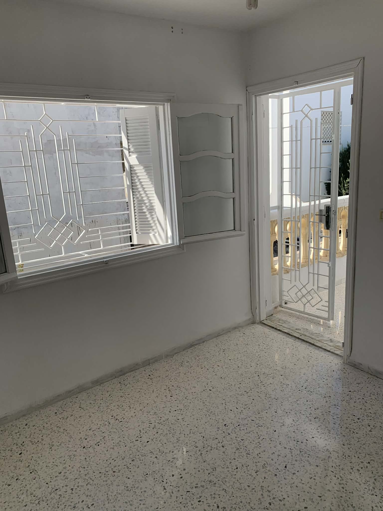 La Soukra&nbsp;La Soukra&nbsp;Location&nbsp;Appart. 2 pi�ces&nbsp;Soukra proxi charguia 2