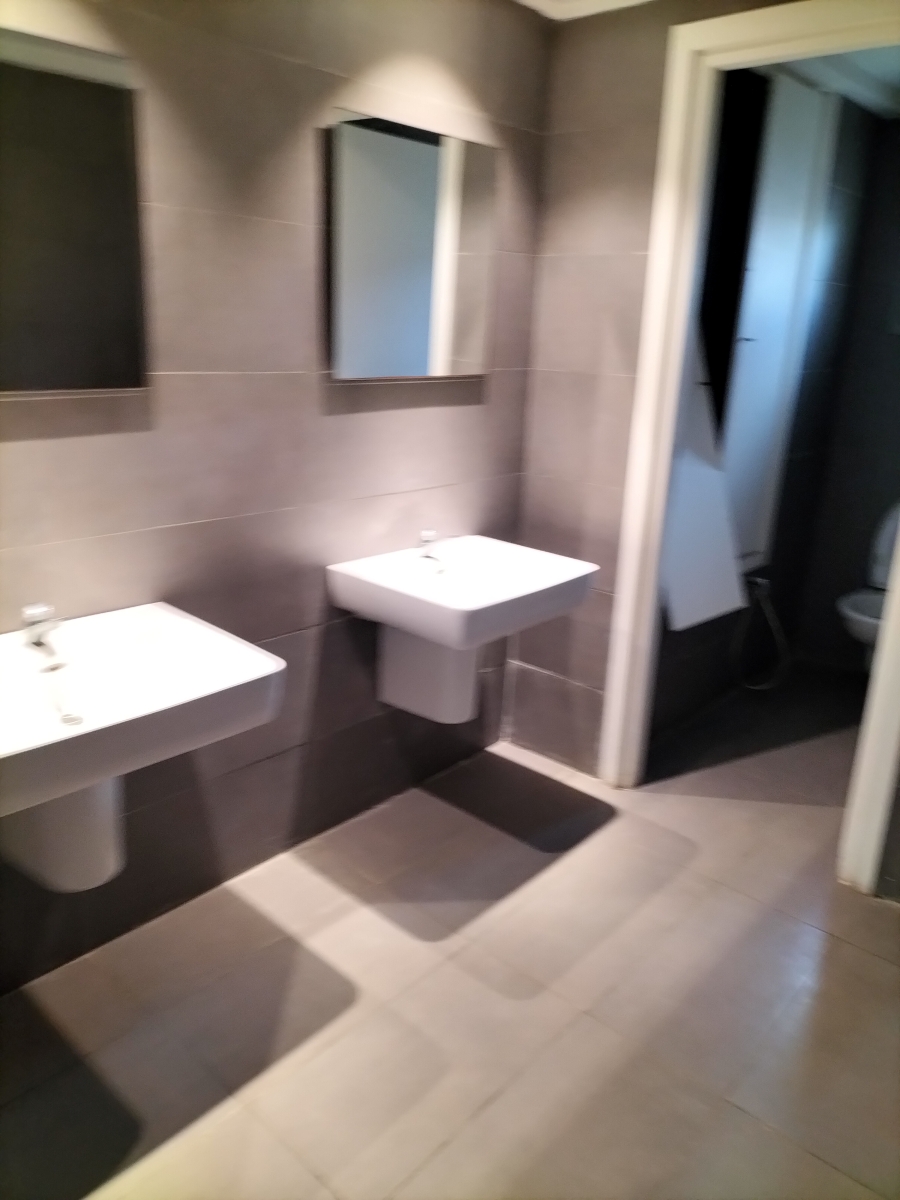 El Menzah&nbsp;Tunis Belvedere&nbsp;Bureaux & Commerces&nbsp;Bureau&nbsp;Etage bureautique haut standing en open space