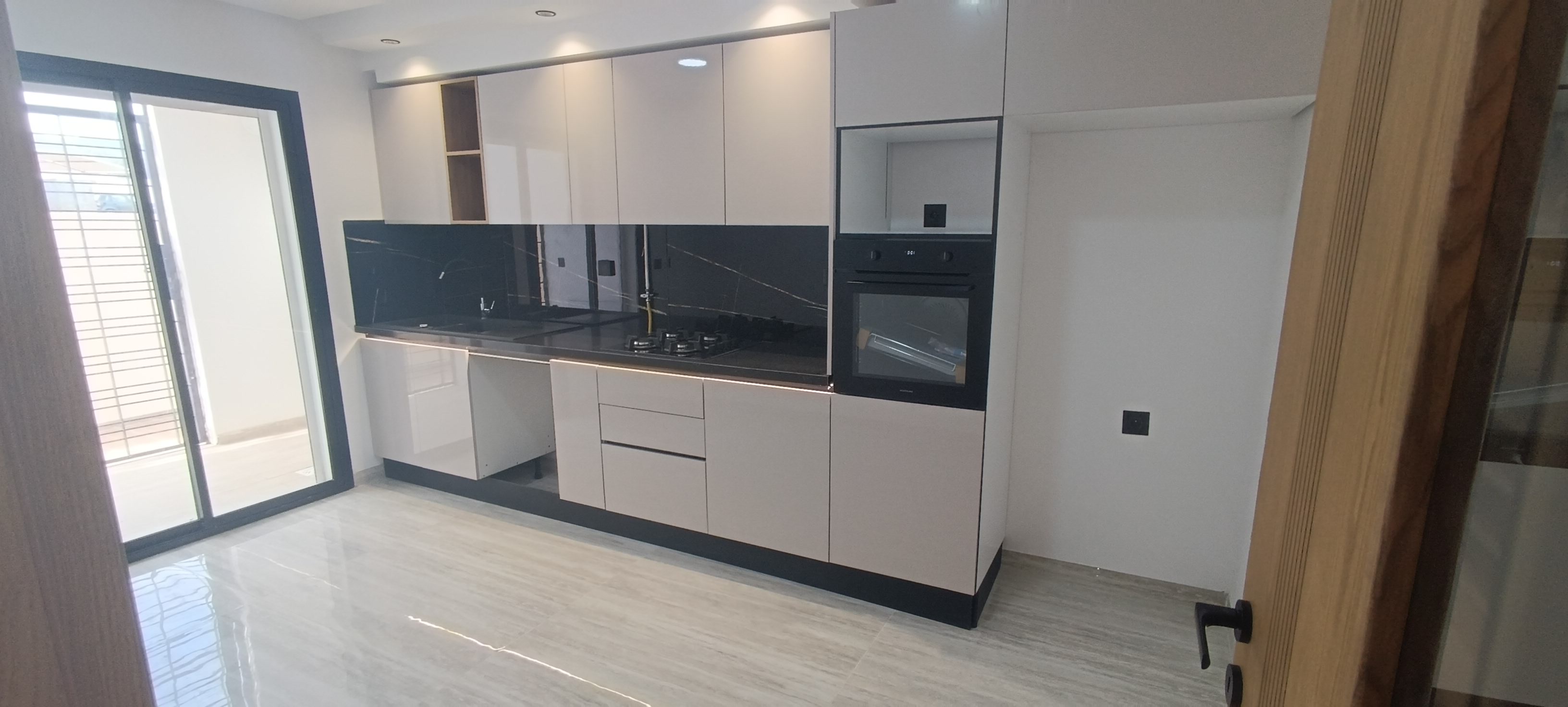 Ariana Ville&nbsp;Cite Ennasr 1&nbsp;Location&nbsp;Appart. 2 pi�ces&nbsp;Appartement s2 avec jardin priv� � ennasr