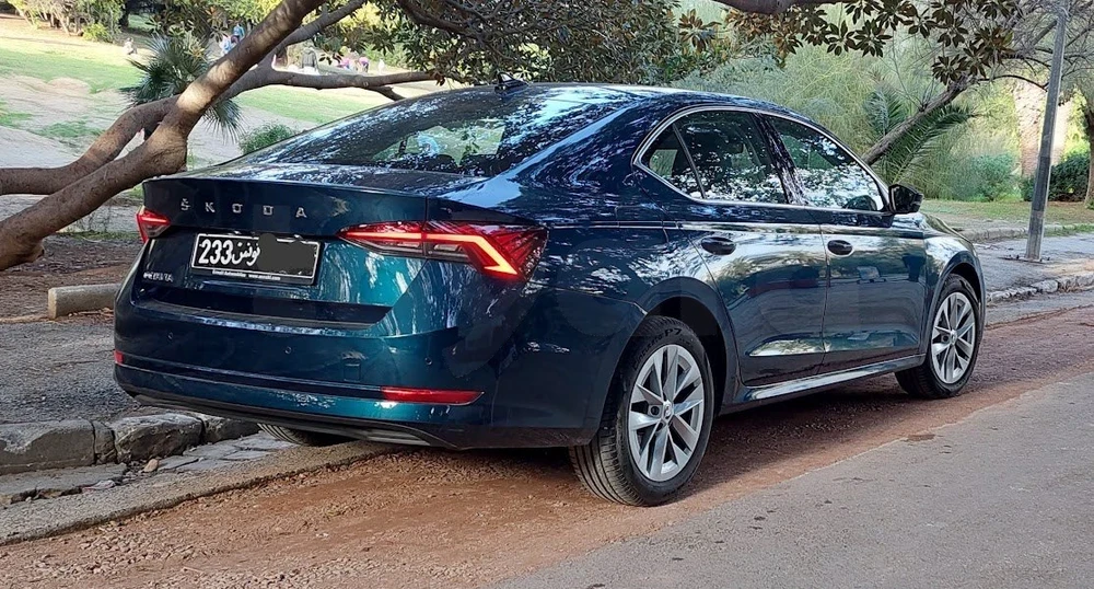 Ariana Ville El Menzah 8 Skoda Octavia Skoda octavia 1ere main